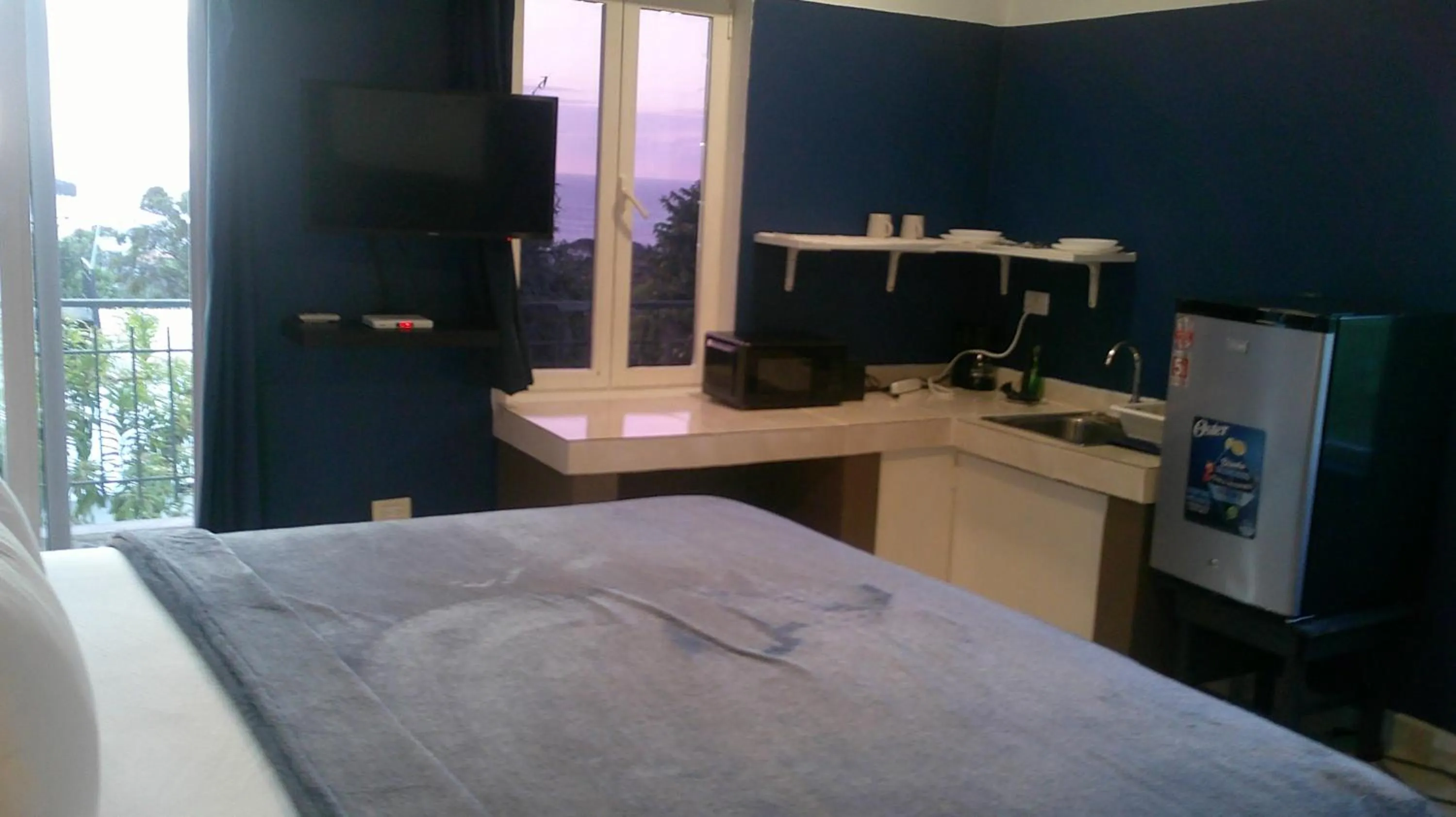 E&J Boutique Residences