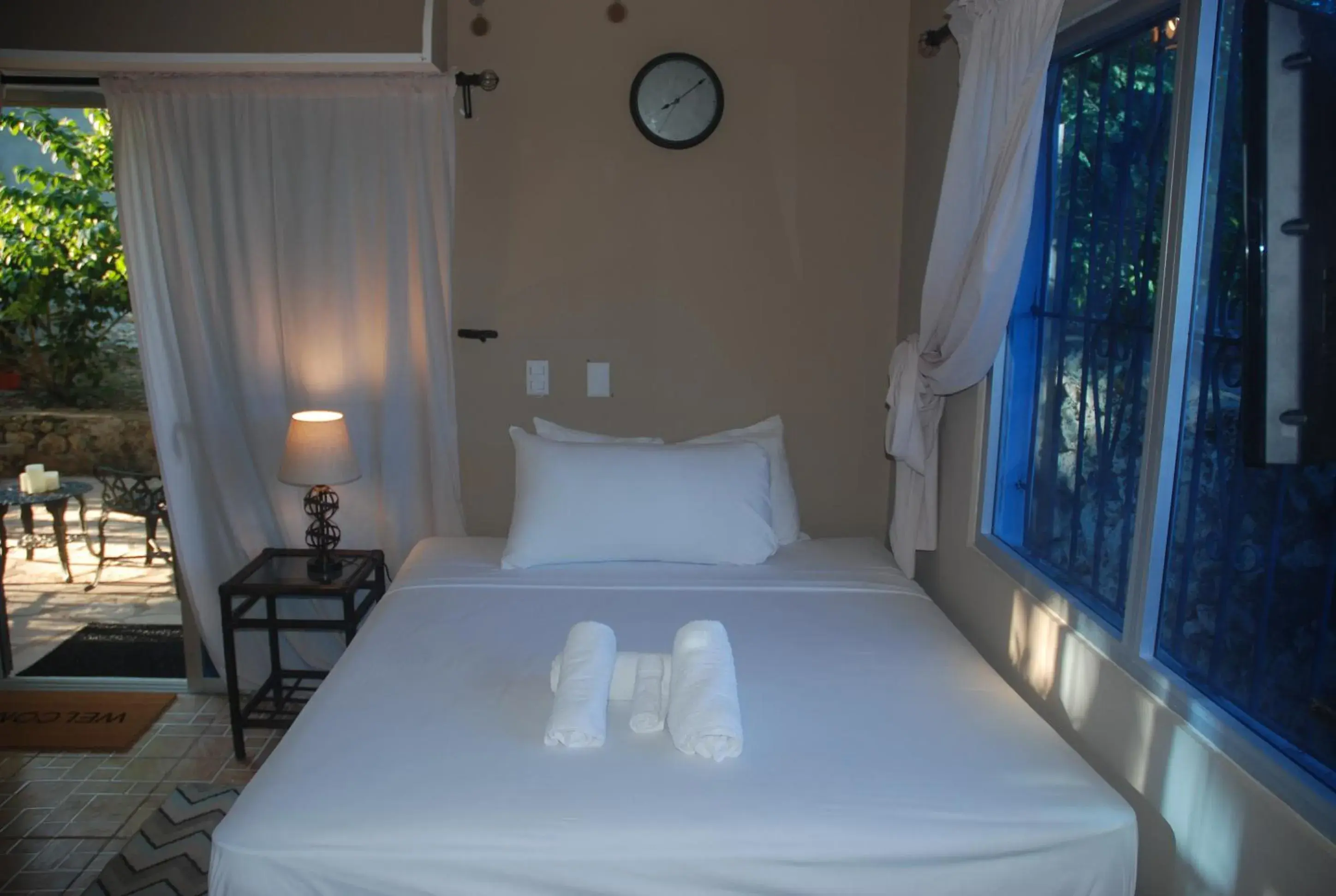 Deluxe Queen Studio in E&J Boutique Residences Deluxe Queen Studio in E&J Boutique Residences