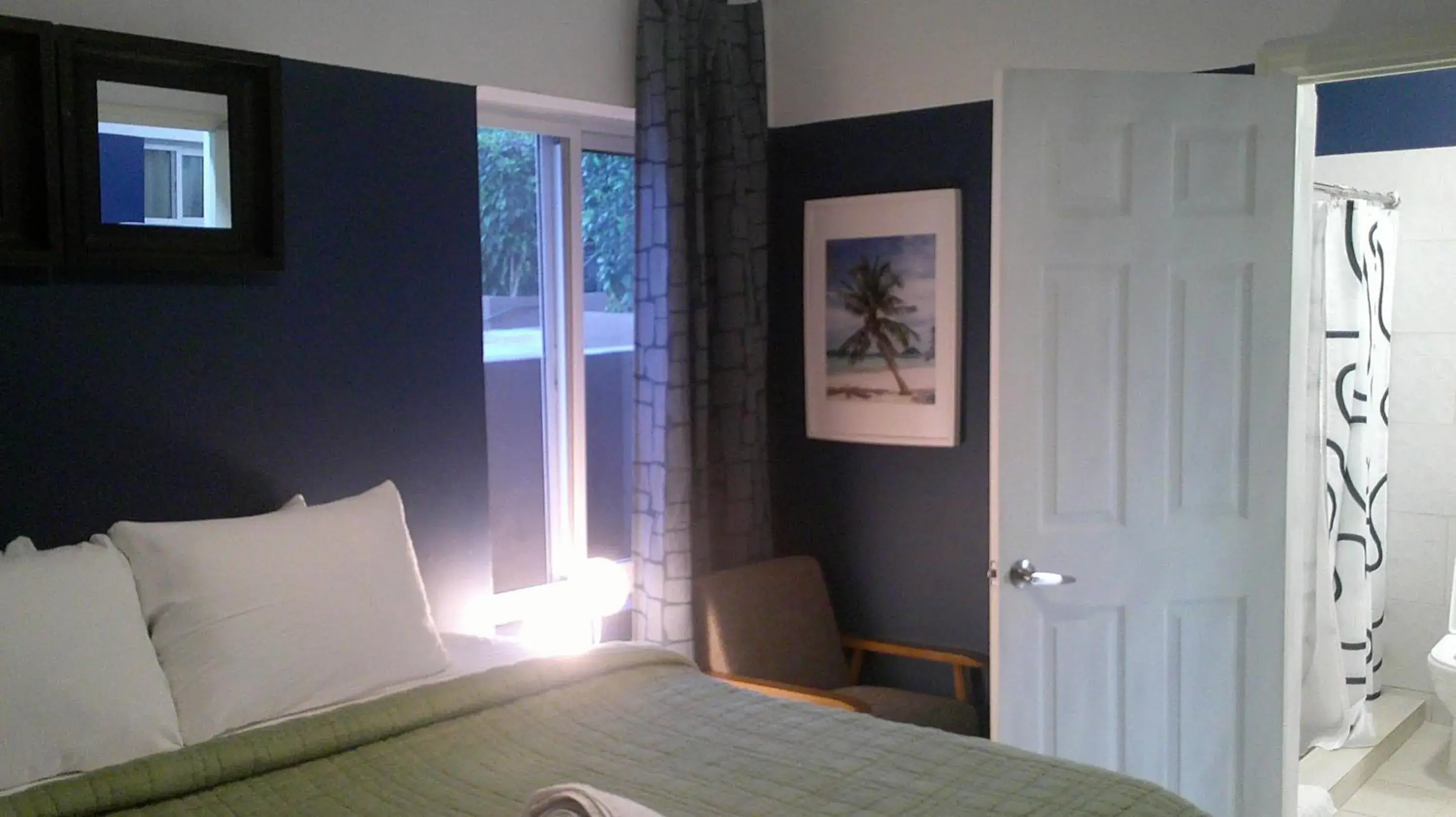 Studio with Garden View in E&J Boutique Residences Studio with Garden View in E&J Boutique Residences