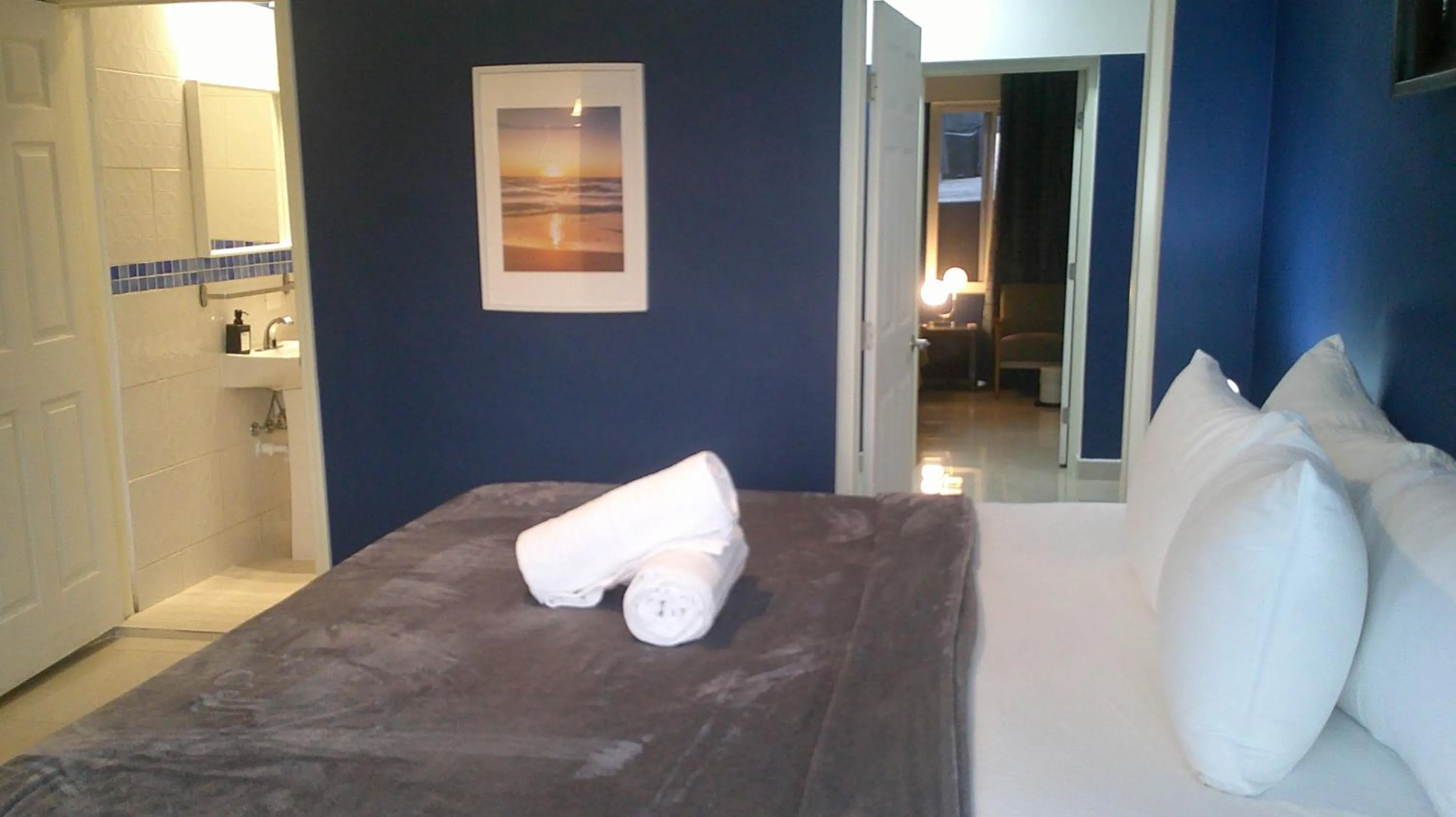 E&J Boutique Residences