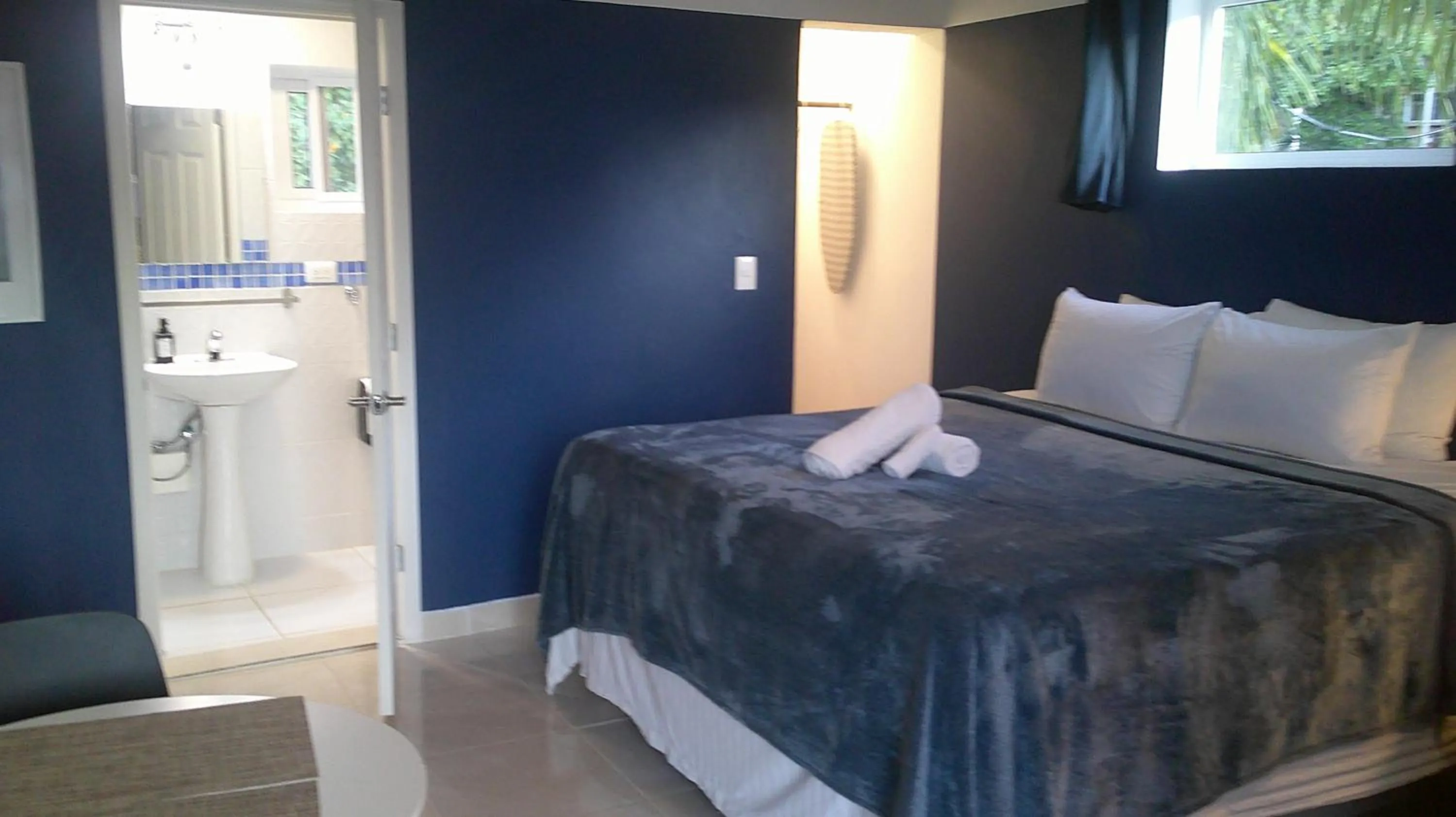 E&J Boutique Residences