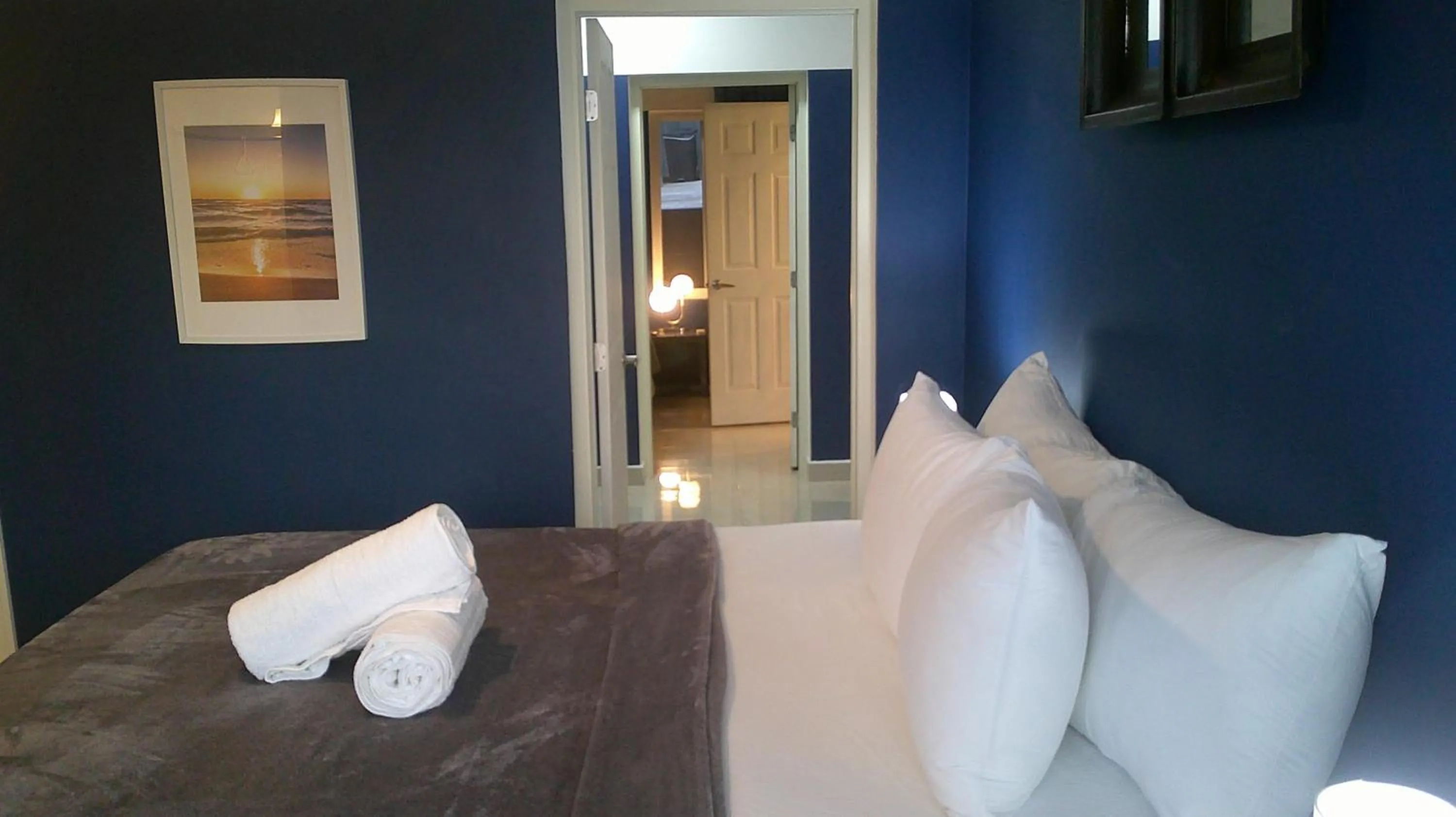 E&J Boutique Residences