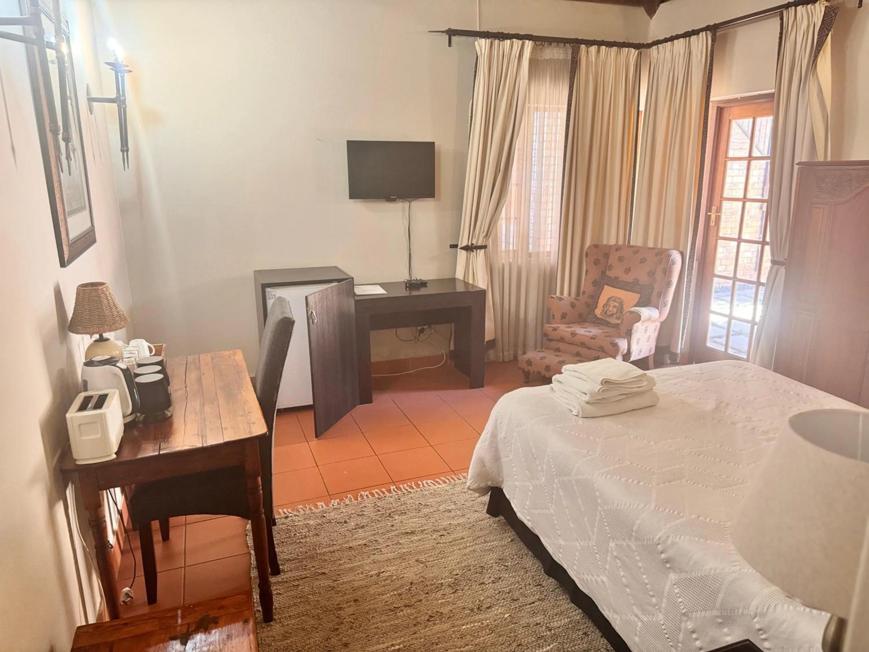 Bed in Khaya Africa Guesthouse