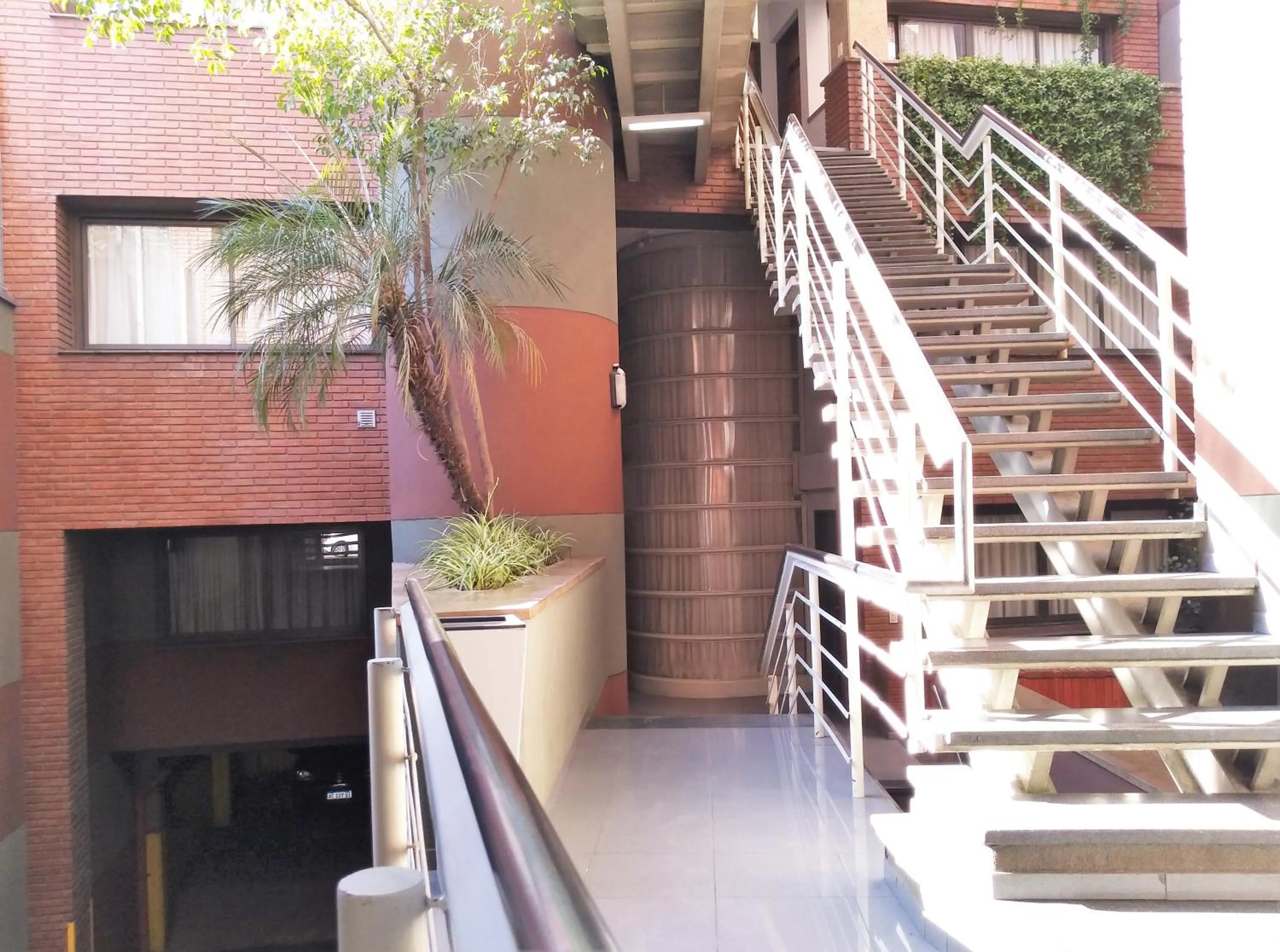 Facade/entrance in Apartamentos Mendoza Premium