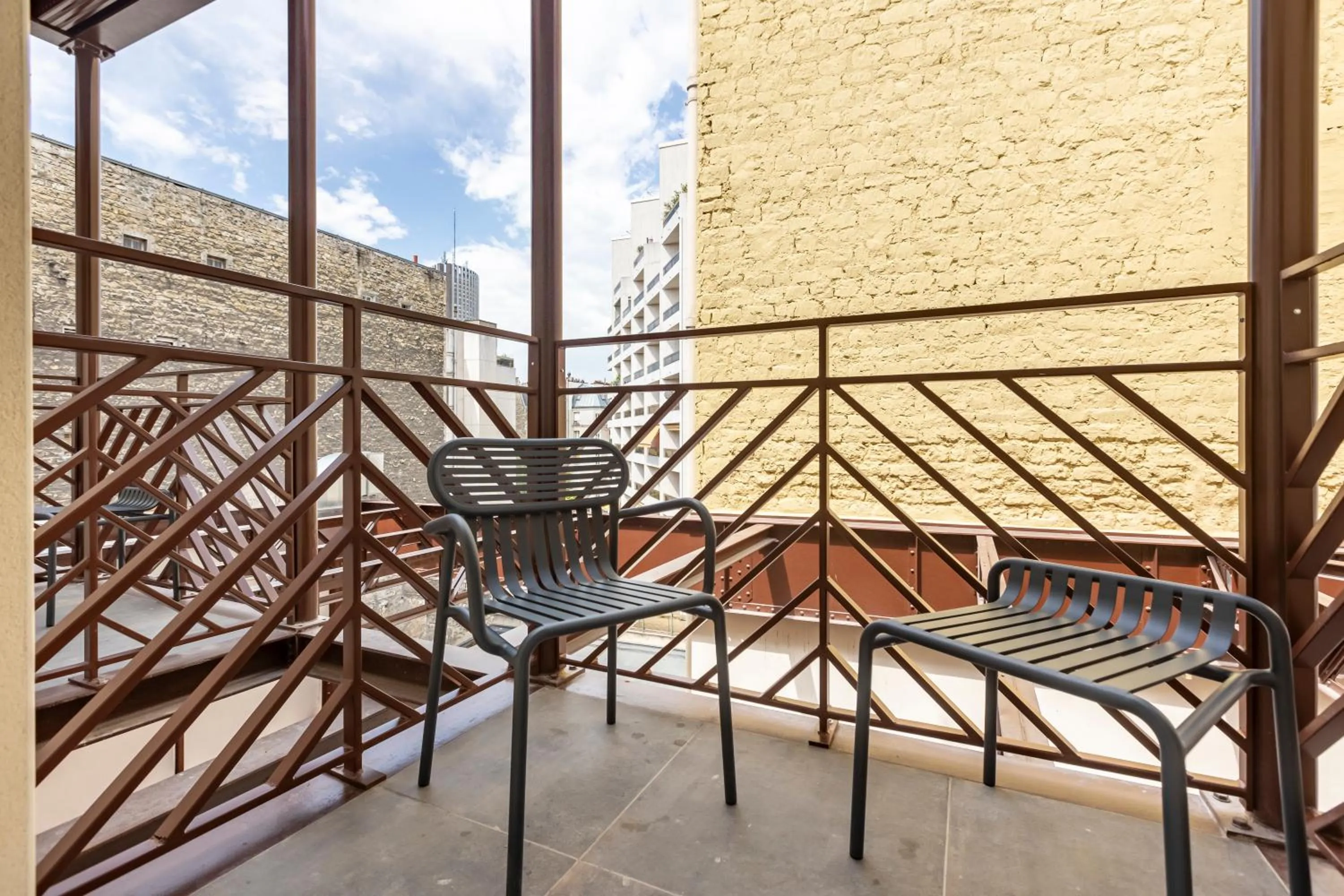 Balcony/Terrace in Suites FL By Sweett