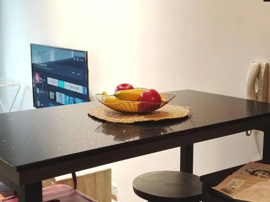 GM 1205 Couple Cozy Netflix 100mbps BySTAY