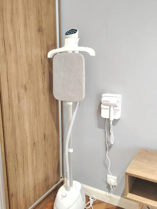 GM 1205 Couple Cozy Netflix 100mbps BySTAY