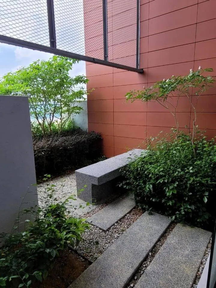 GM 1205 Couple Cozy Netflix 100mbps BySTAY