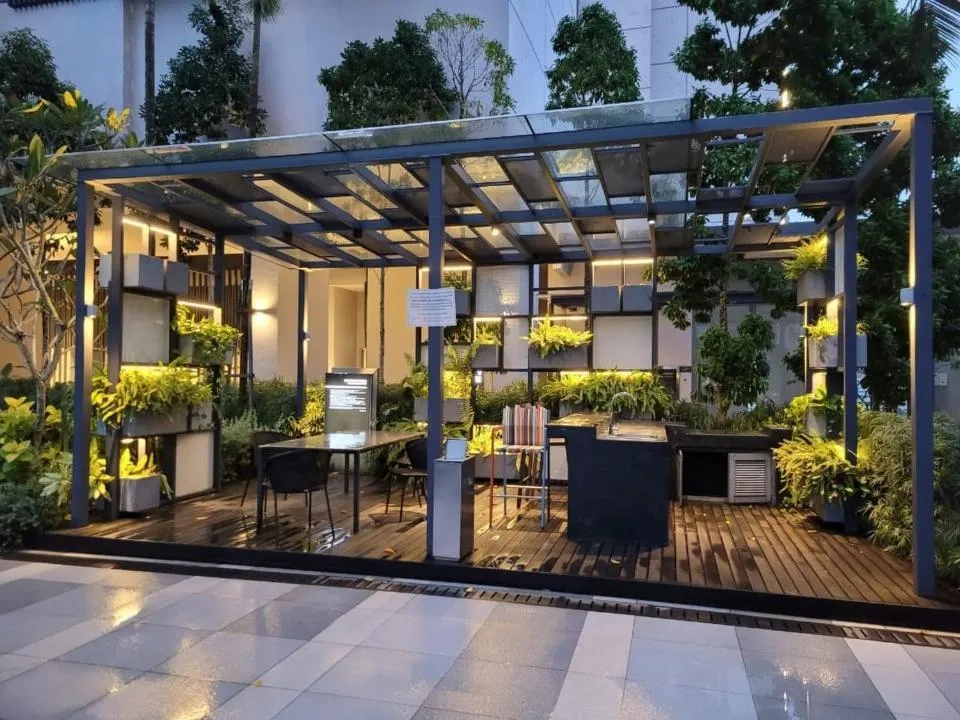 GM 1205 Couple Cozy Netflix 100mbps BySTAY