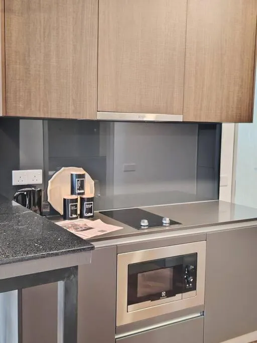 GM 1205 Couple Cozy Netflix 100mbps BySTAY