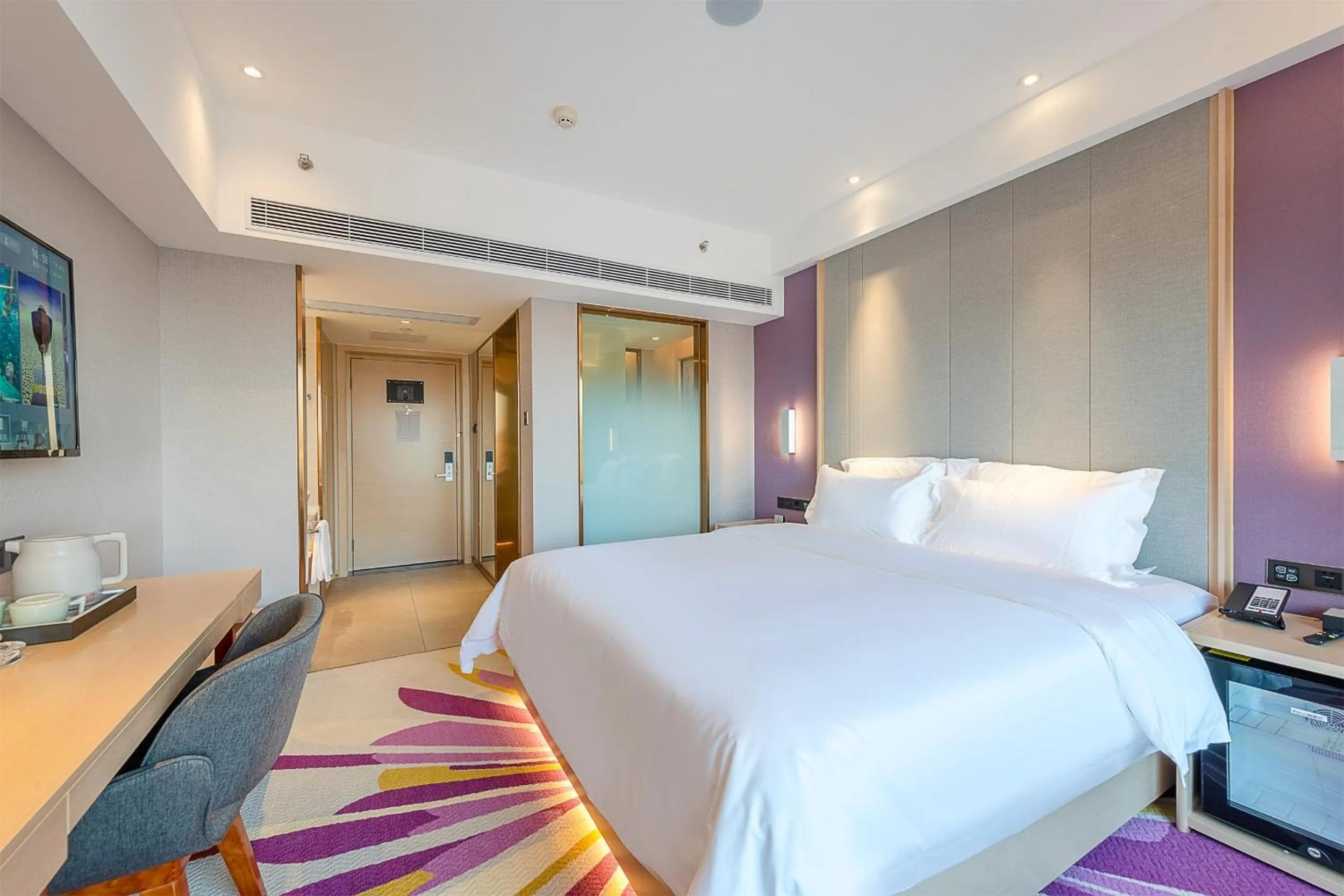 Lavande Hotel Guangzhou Taigucang Shayuan