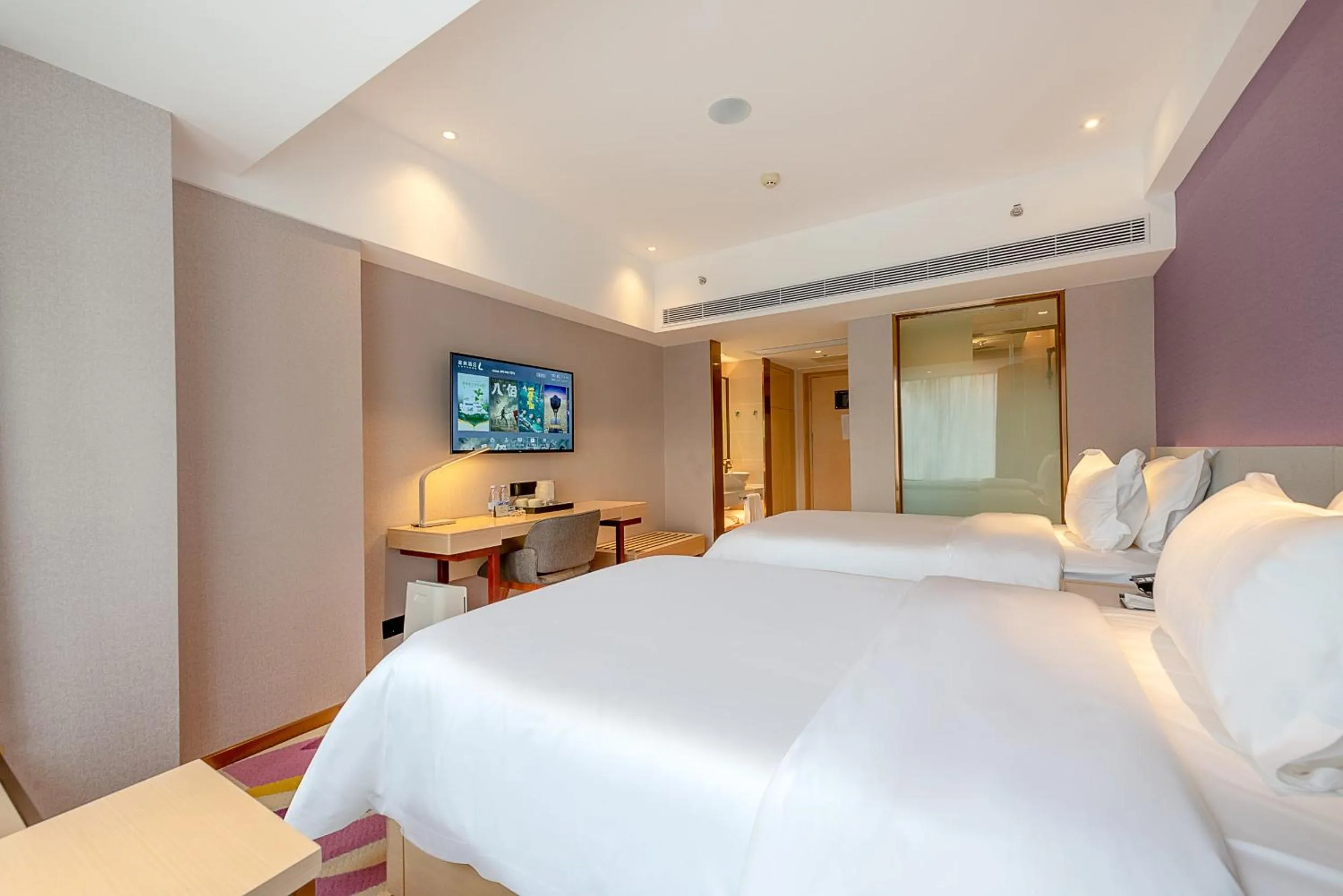 Lavande Hotel Guangzhou Taigucang Shayuan