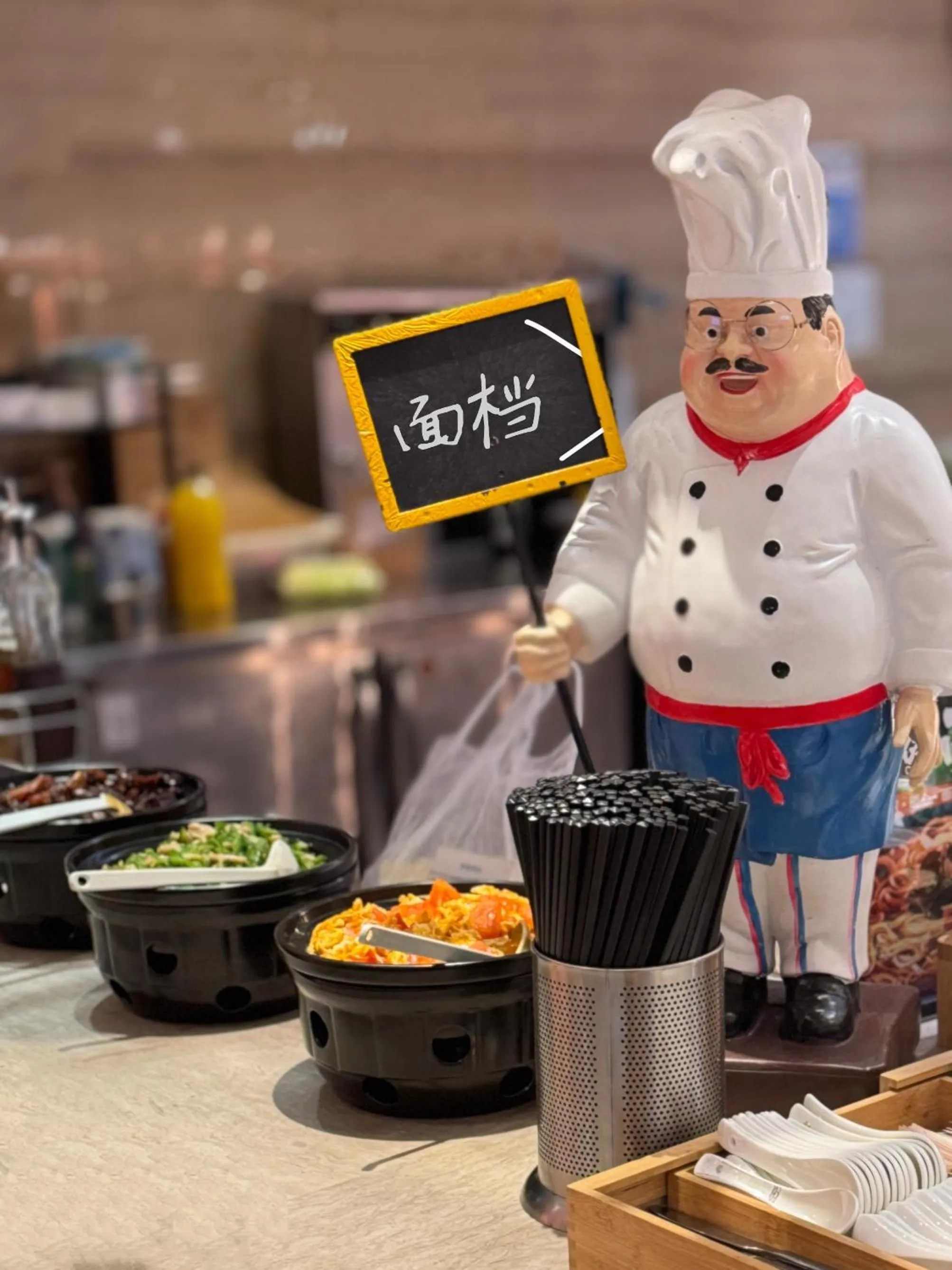 Buffet breakfast in Holiday Inn Express Shanghai New Jinqiao by IHG