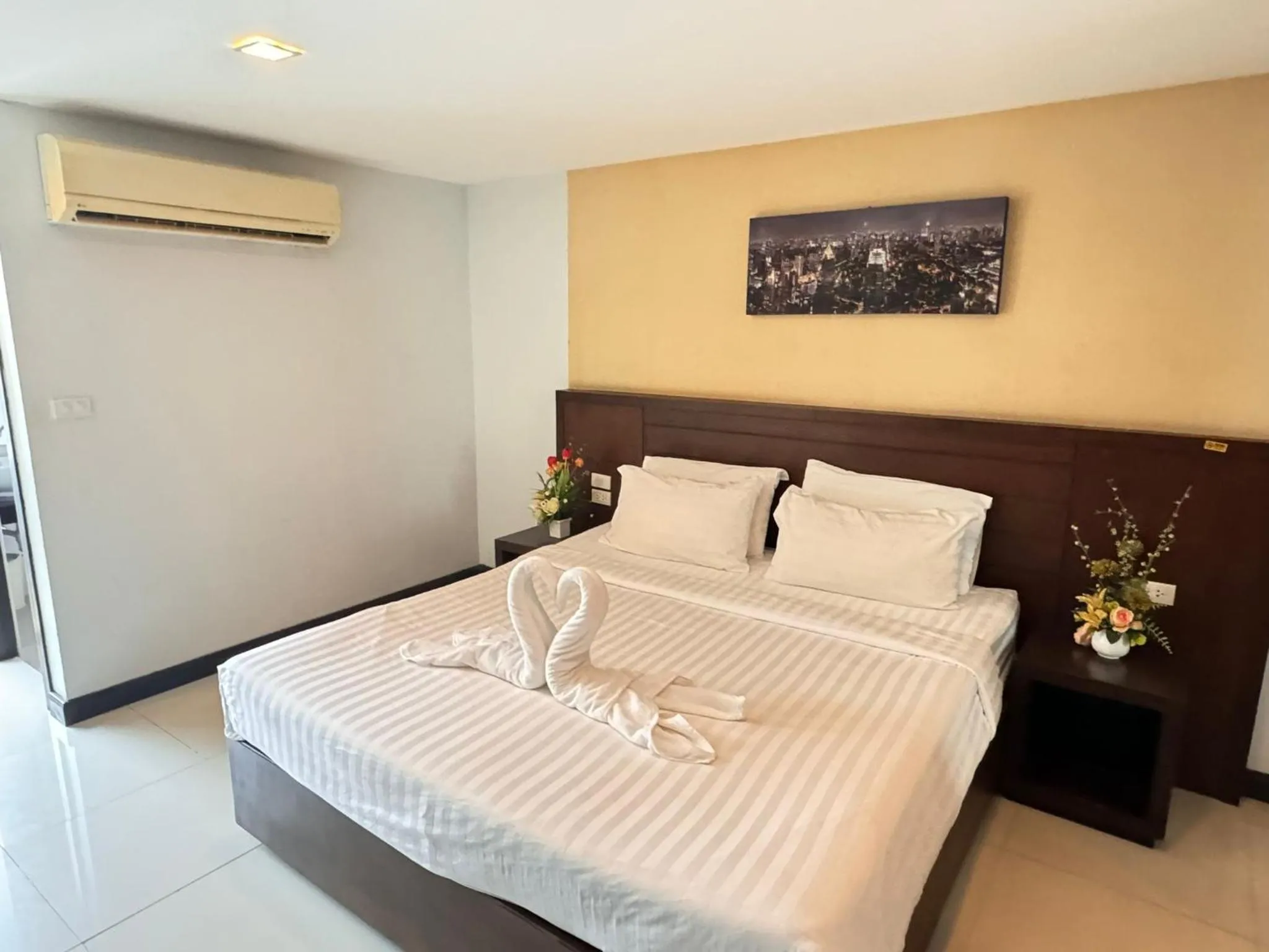 Bed in La Casa Patong