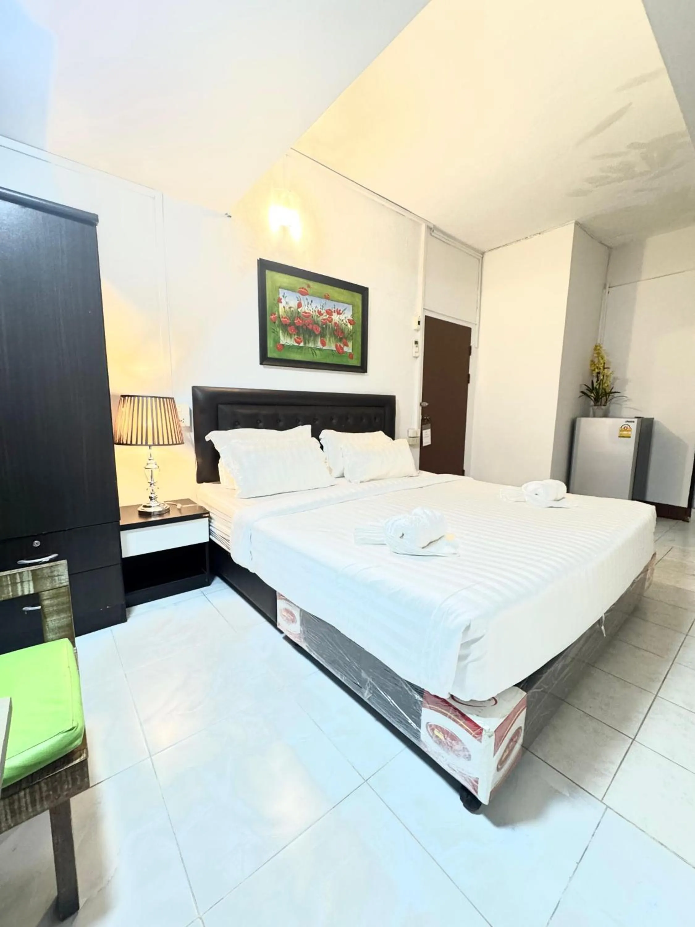 Bed in La Casa Patong