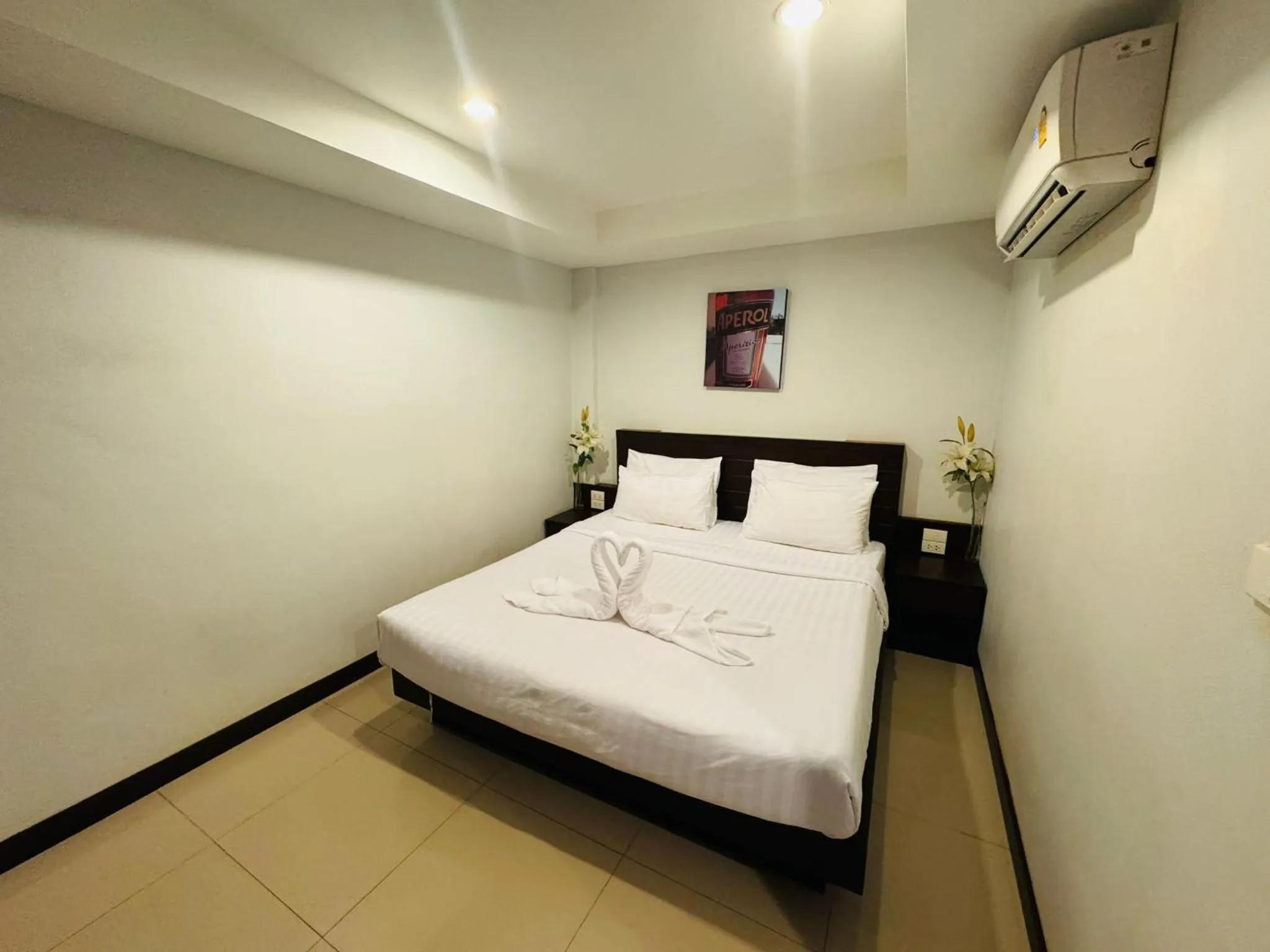 Bed in La Casa Patong