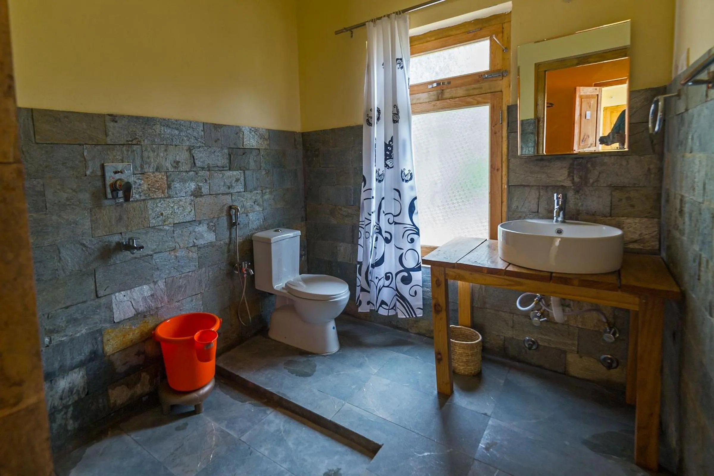 Bathroom in Nubra Ecolodge