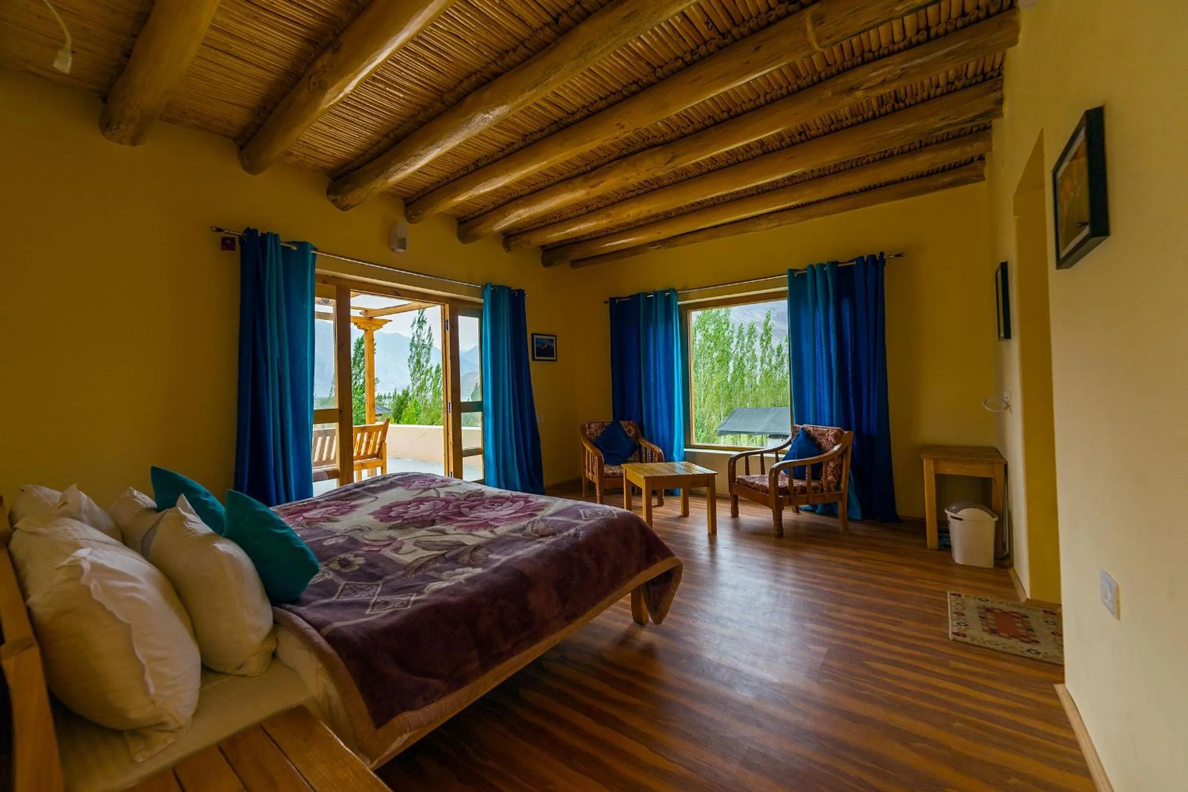 Bedroom, Bed in Nubra Ecolodge