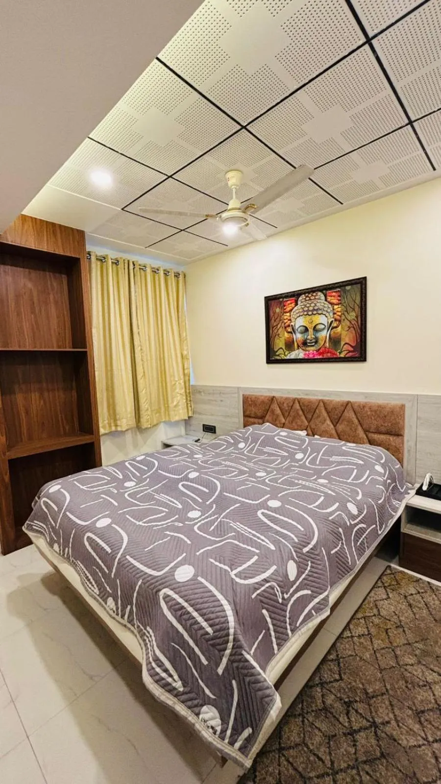 Bed in Hotel Vivaanta