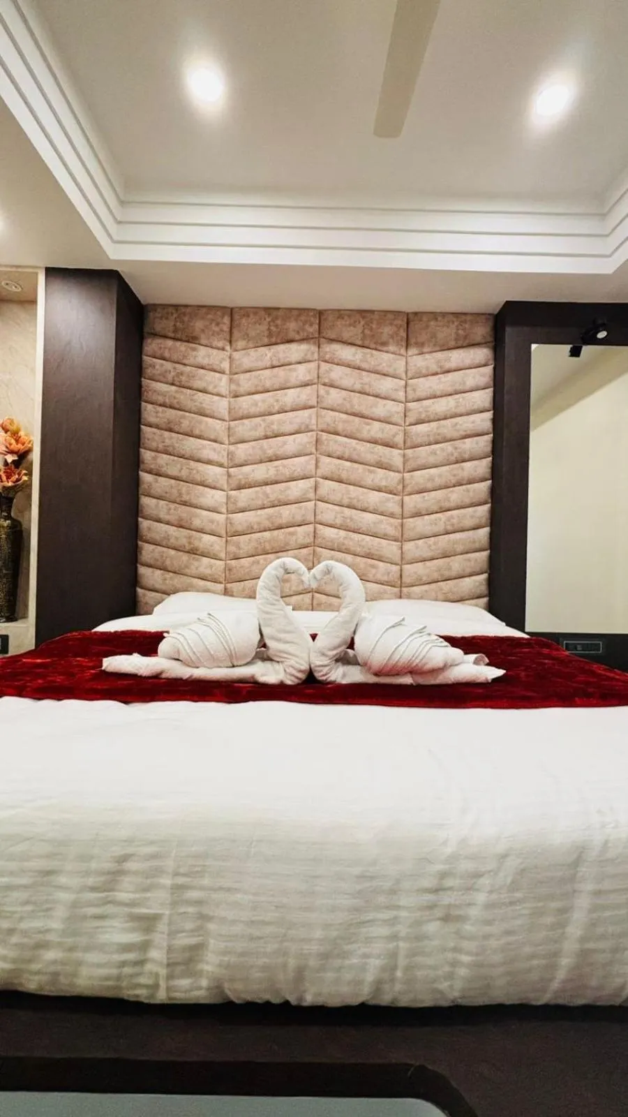 Bedroom, Bed in Hotel Vivaanta