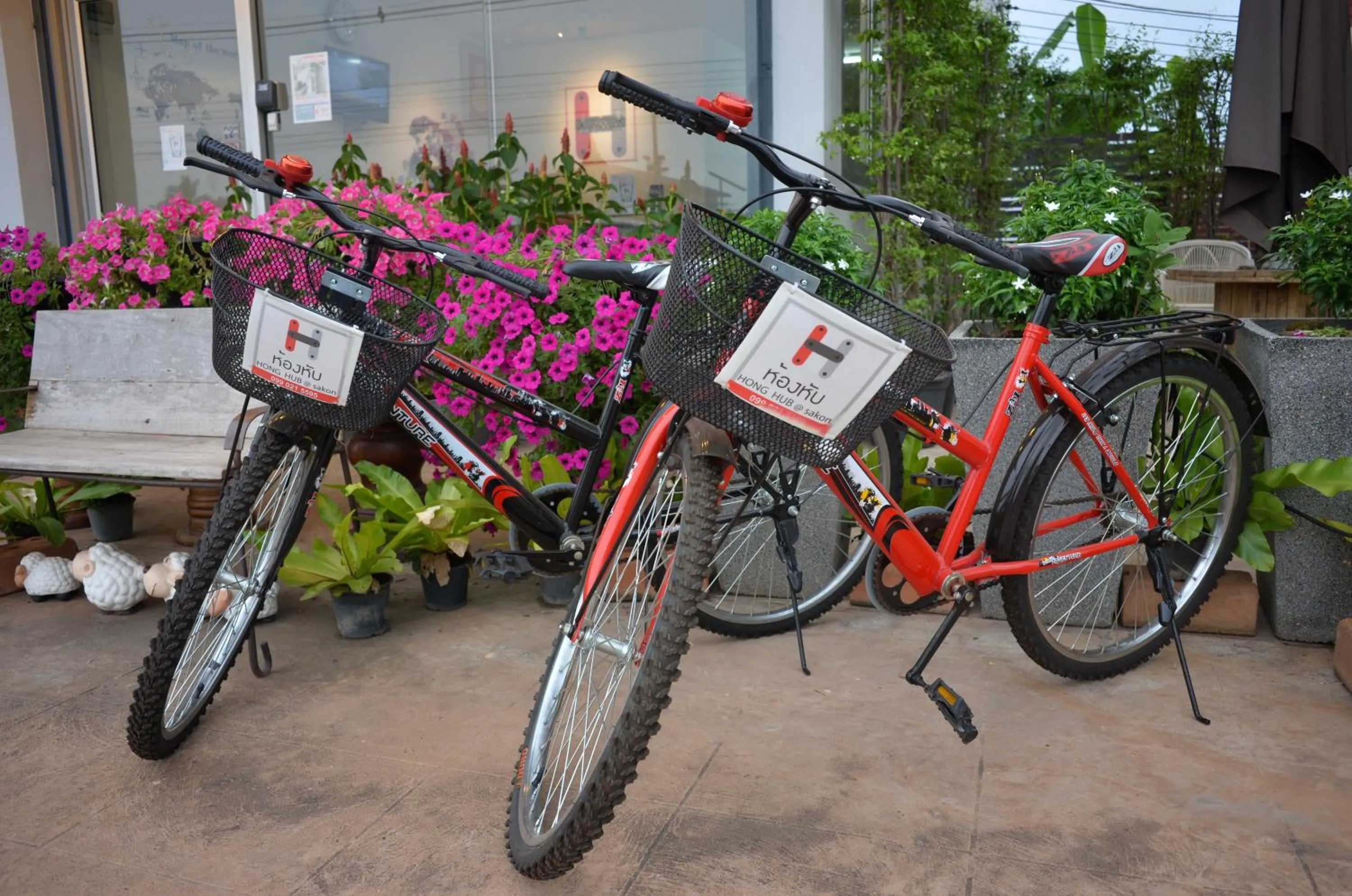 Cycling in Honghub Sakon Hotel