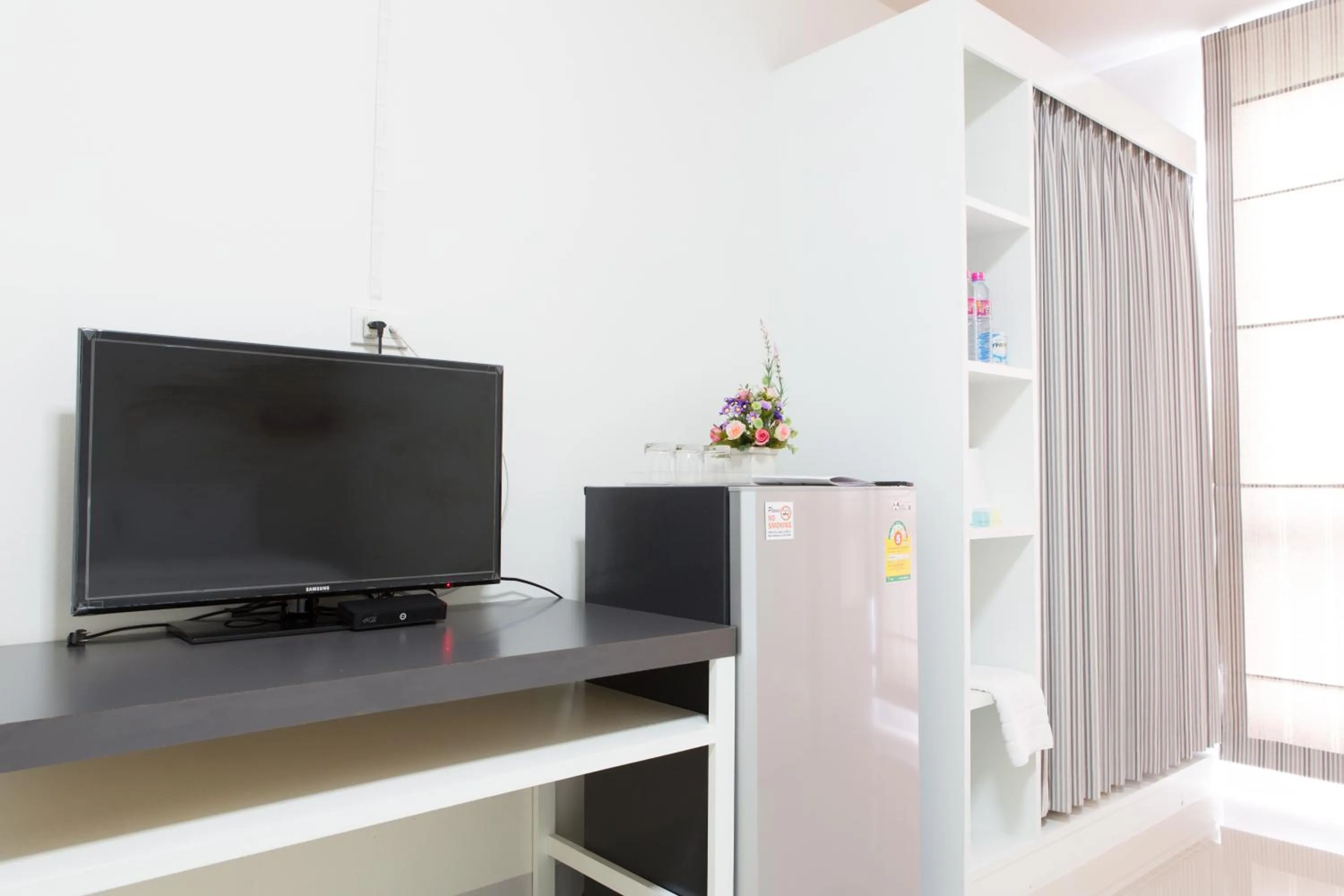 TV and multimedia in Honghub Sakon Hotel