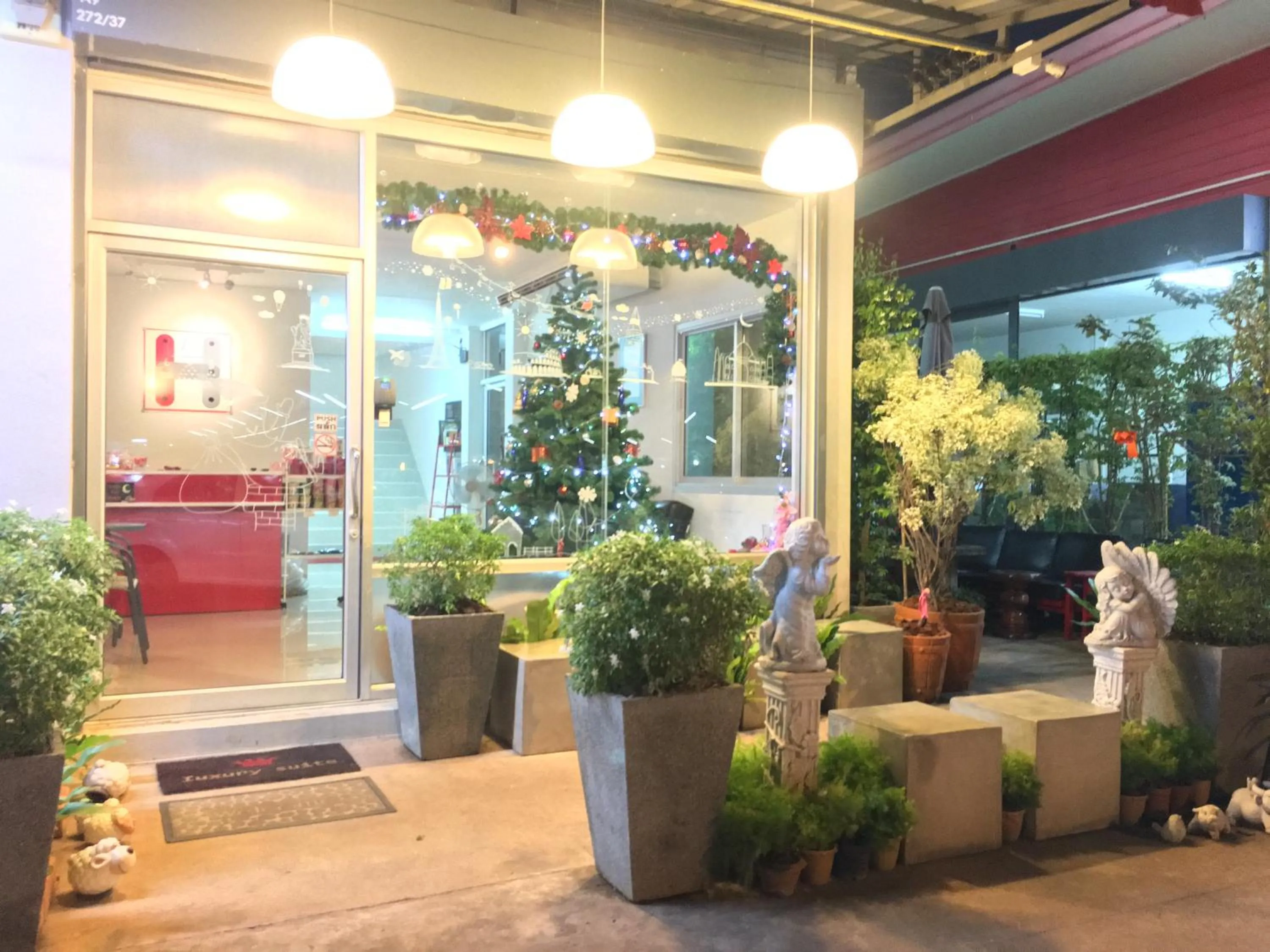 Facade/entrance in Honghub Sakon Hotel