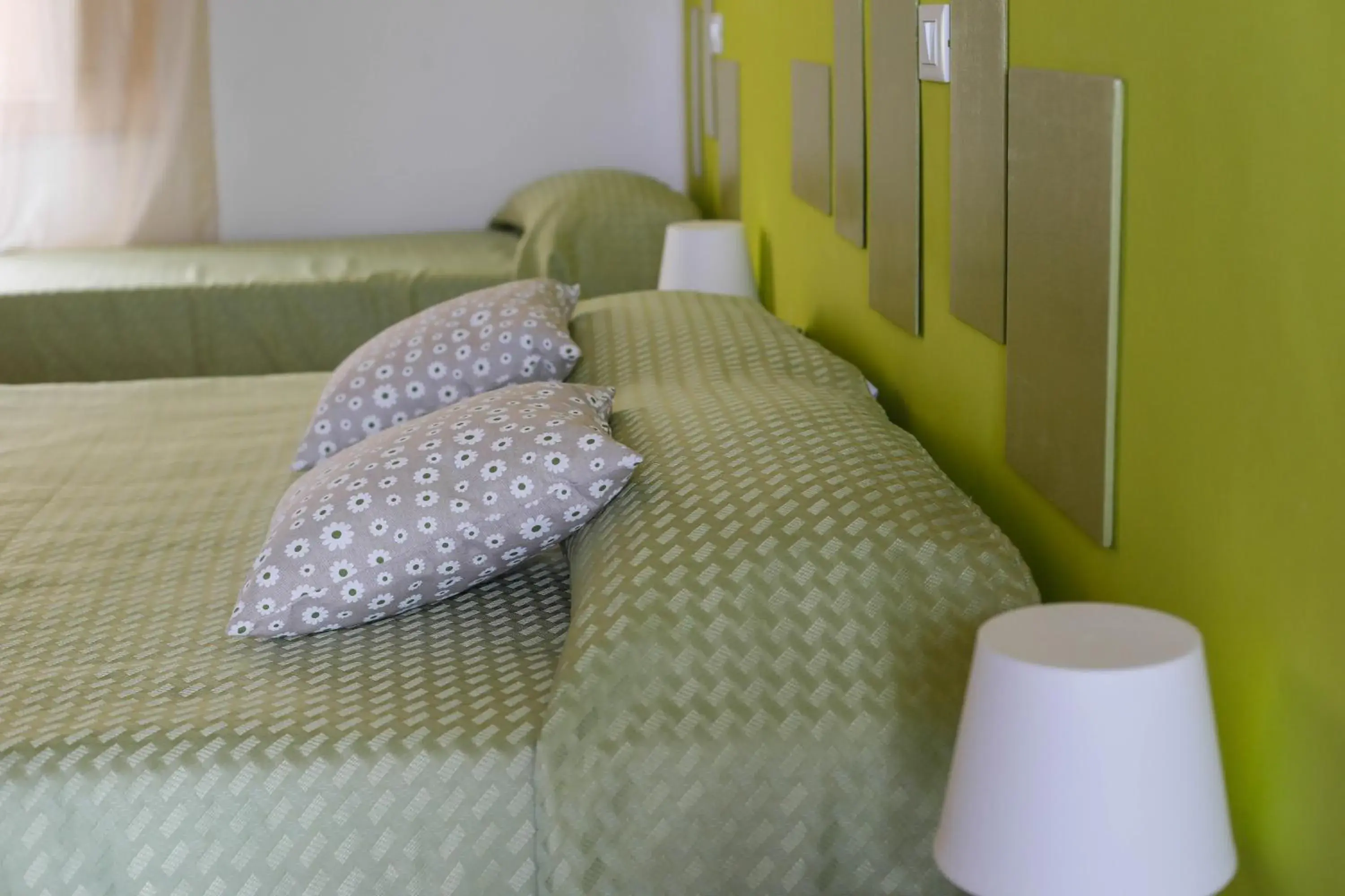 Triple Room with Private Bathroom in St. Michele b&b Triple Room with Private Bathroom in St. Michele b&b