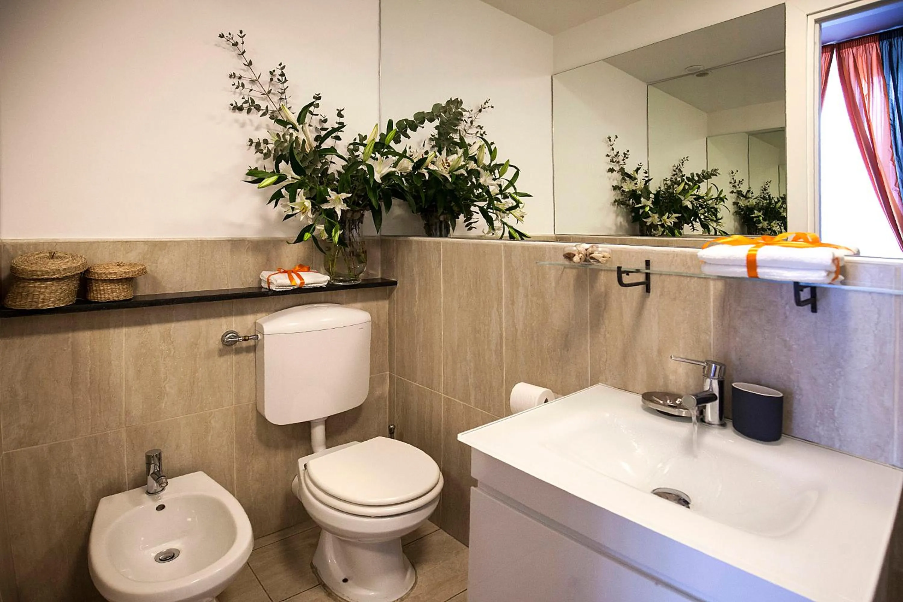 Toilet in Roman Holidays cuore dell'Impero