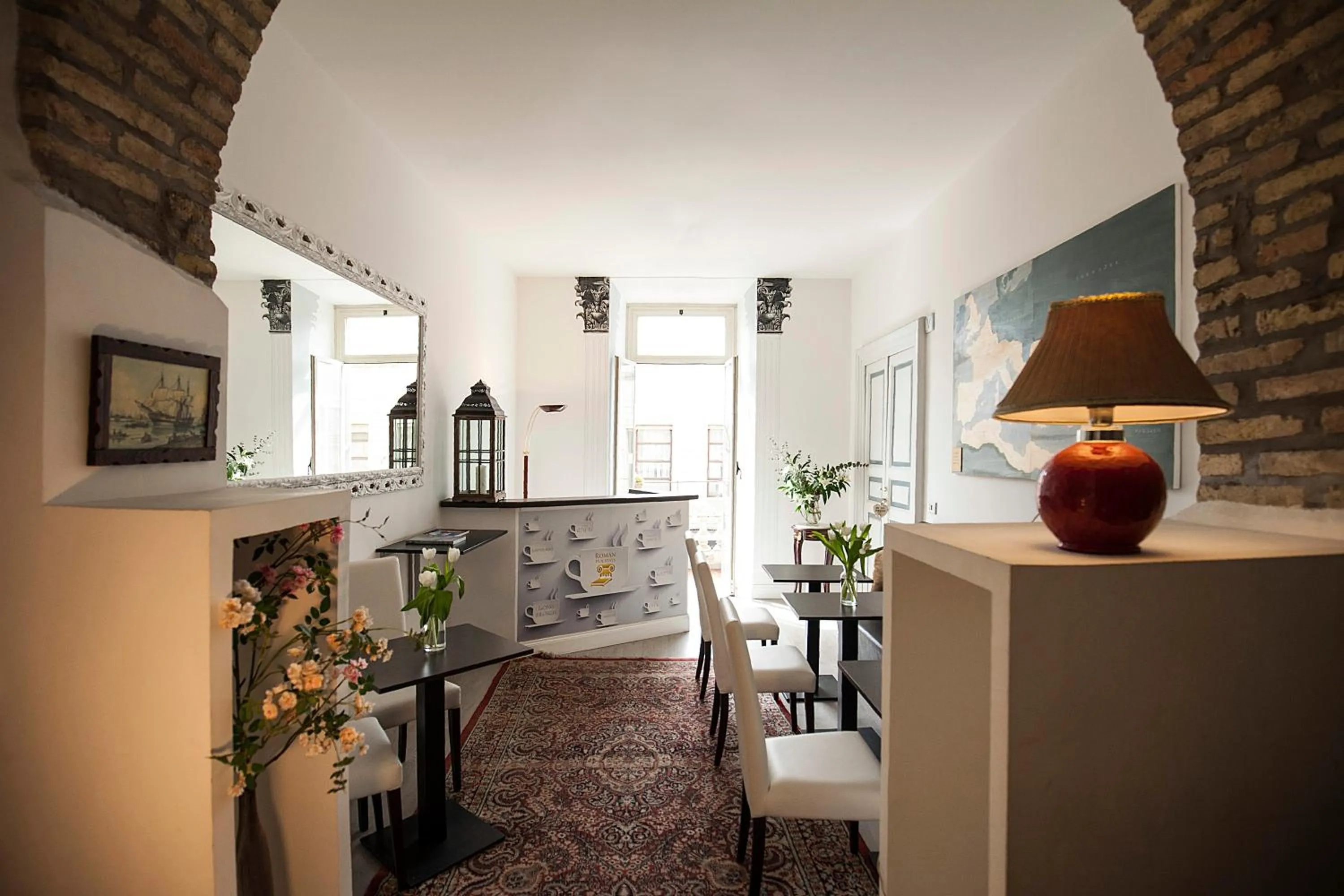 Living room in Roman Holidays cuore dell'Impero