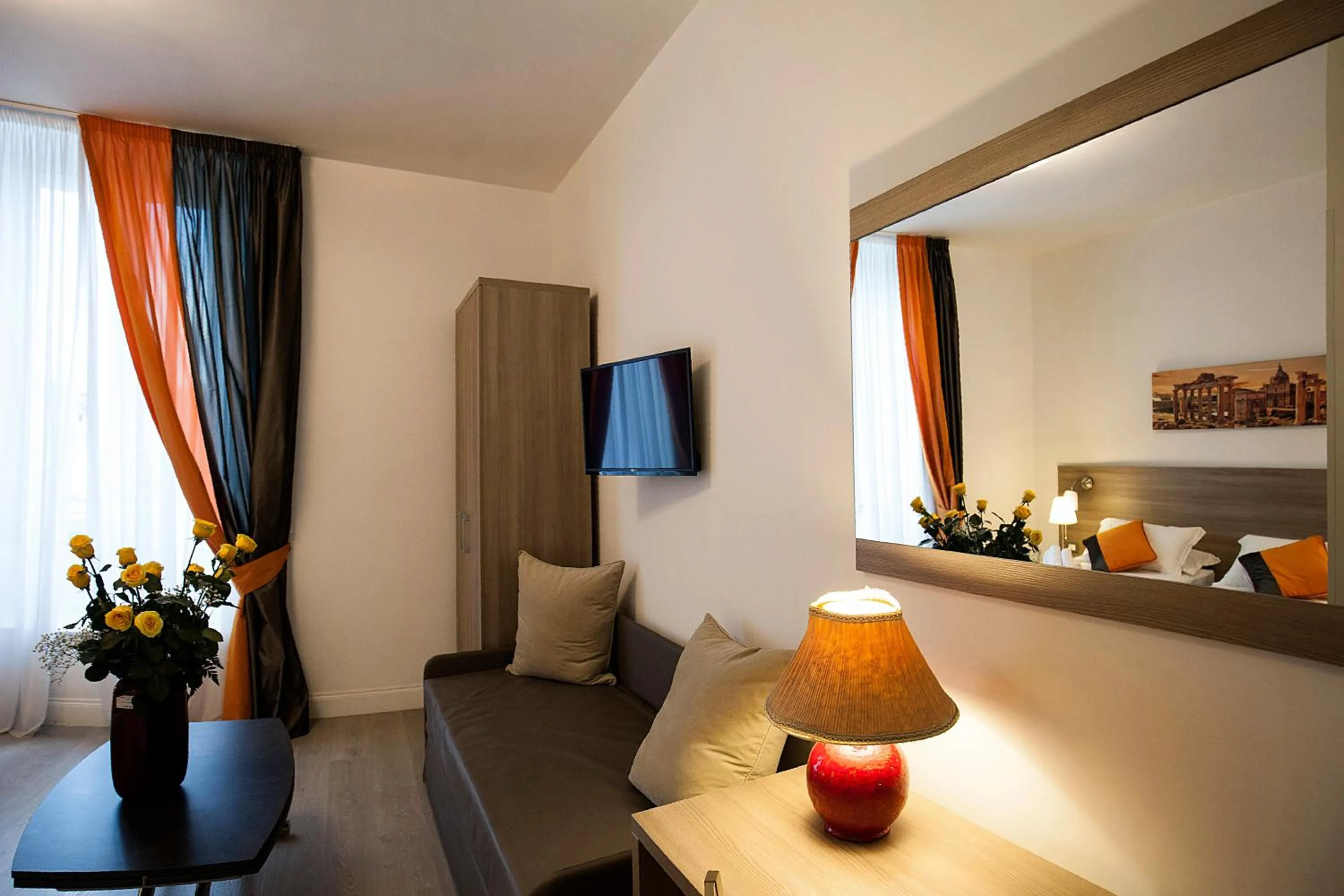 Living room in Roman Holidays cuore dell'Impero