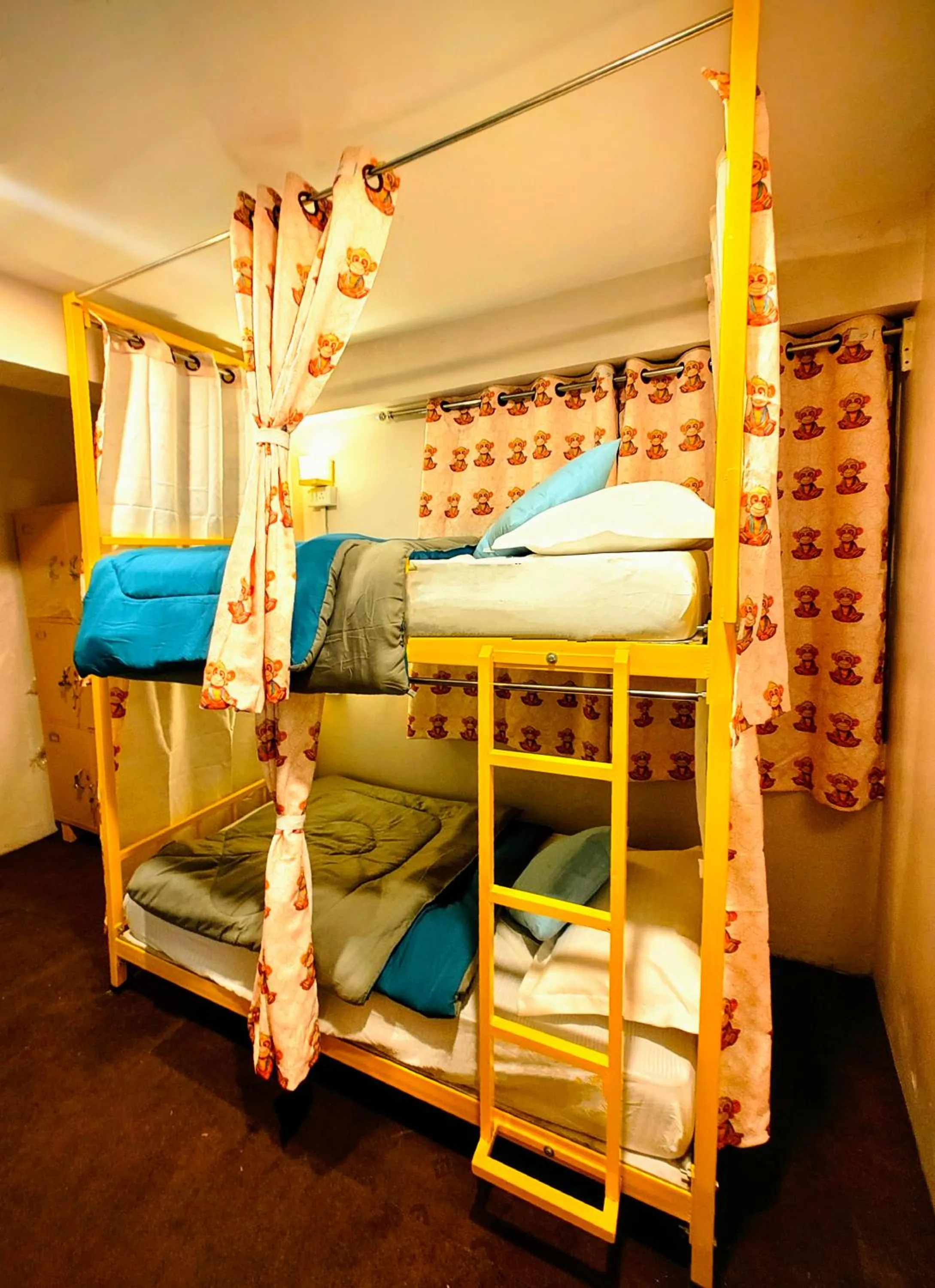 bunk bed, Bed in Hidden Monkey Stays Darjeeling, Batasia