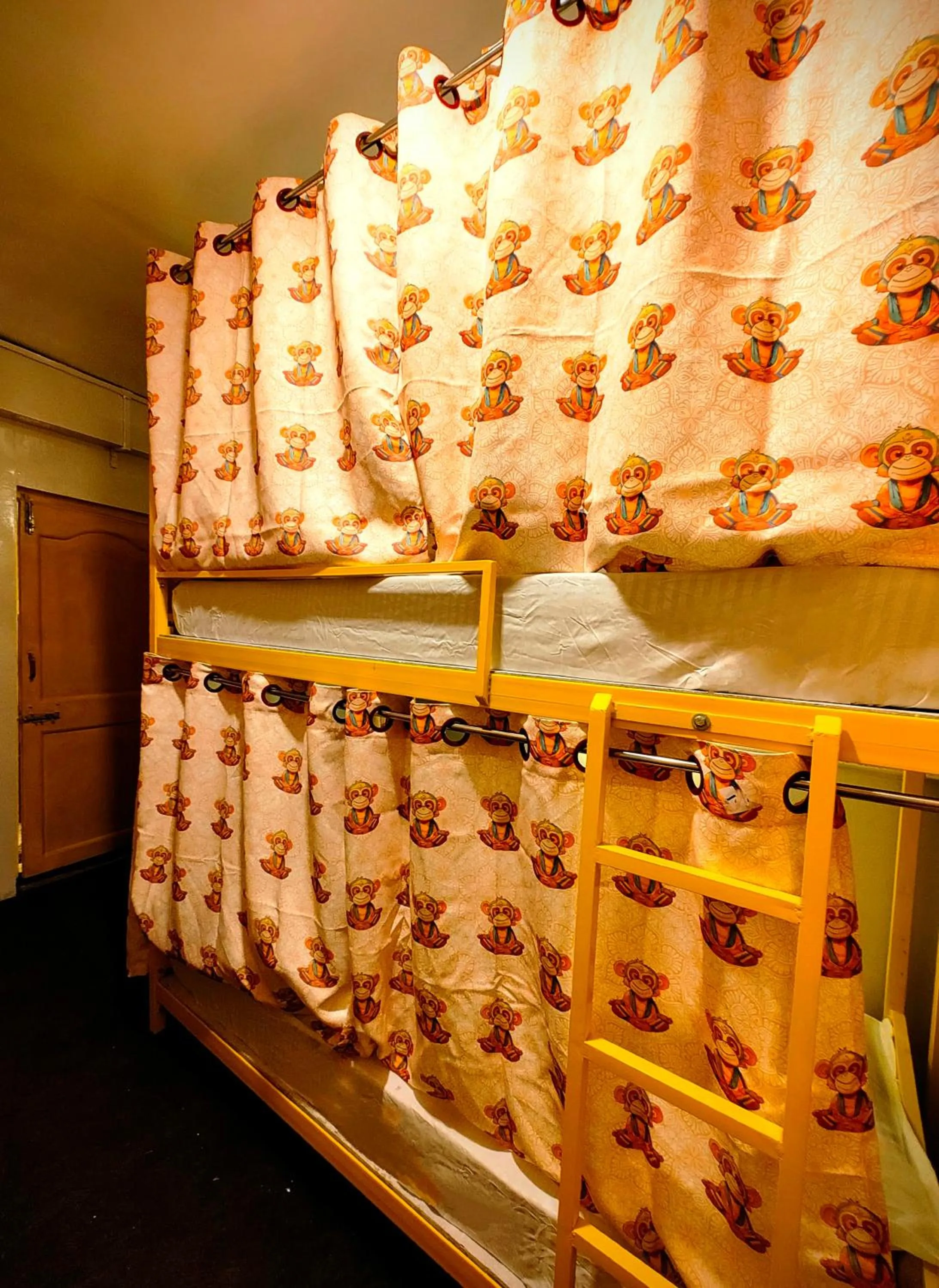 bunk bed, Bed in Hidden Monkey Stays Darjeeling, Batasia