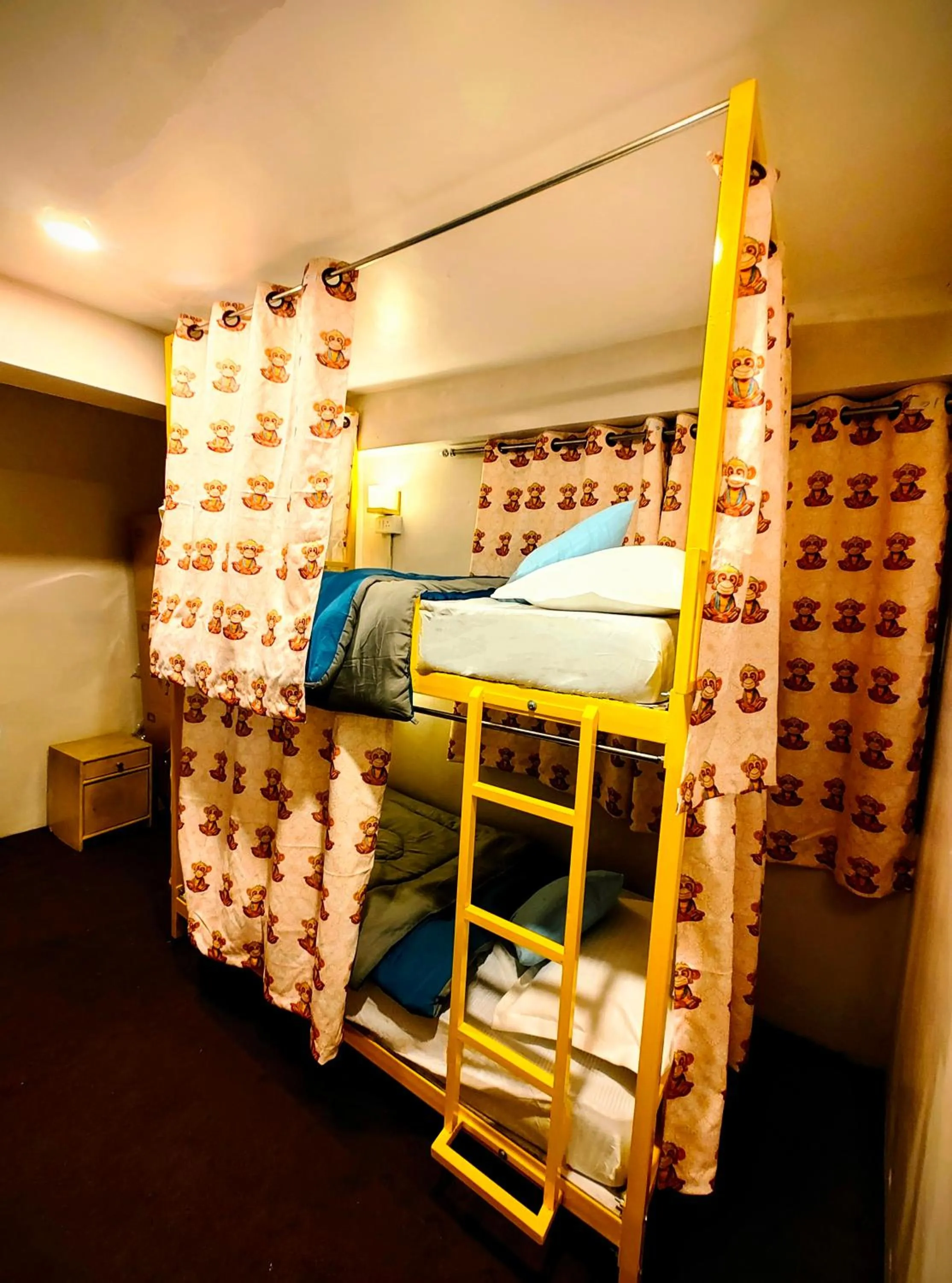 bunk bed, Bed in Hidden Monkey Stays Darjeeling, Batasia