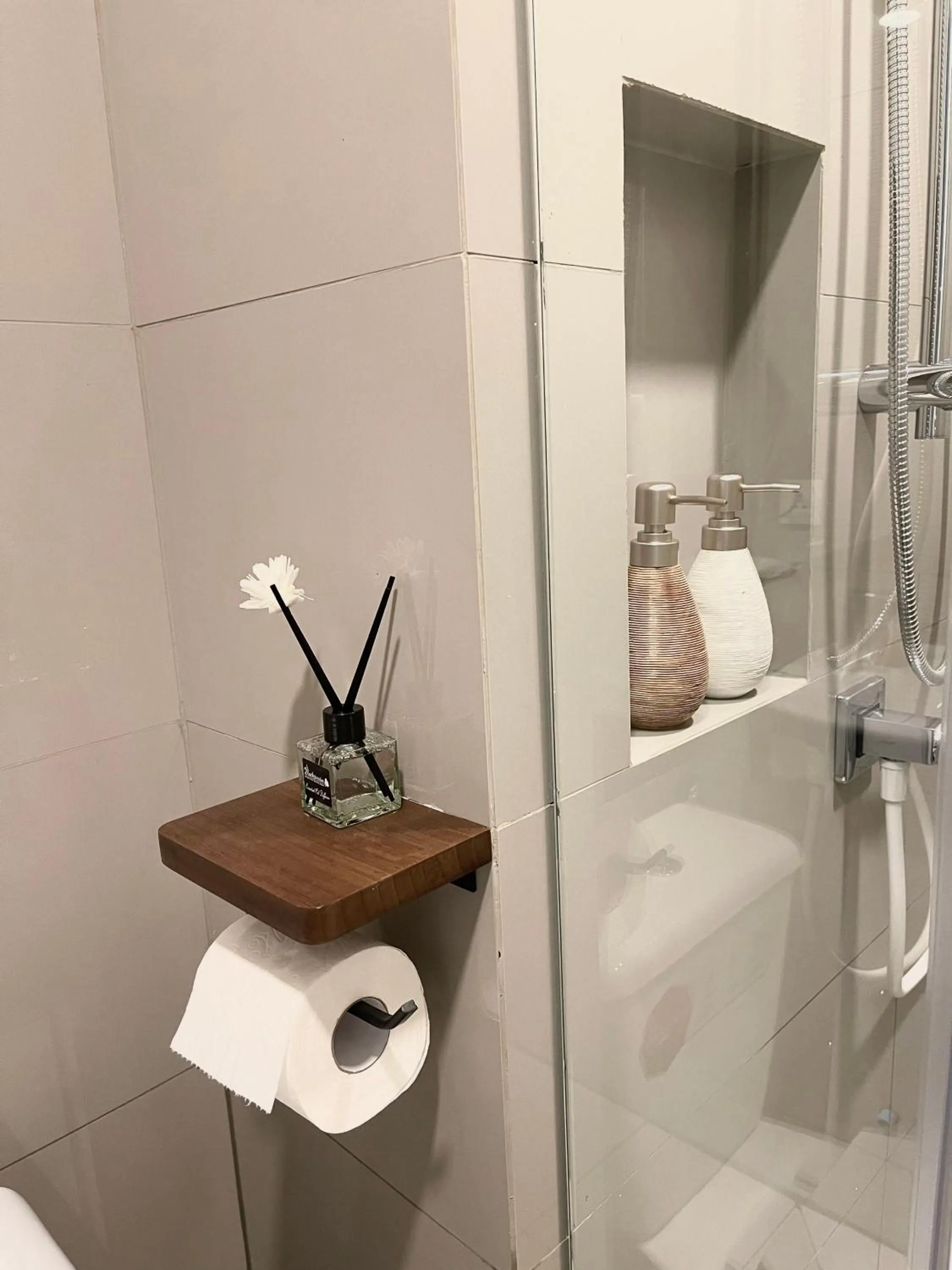 22 Homestay-near AEON Mall 3 & Techo International Aiport