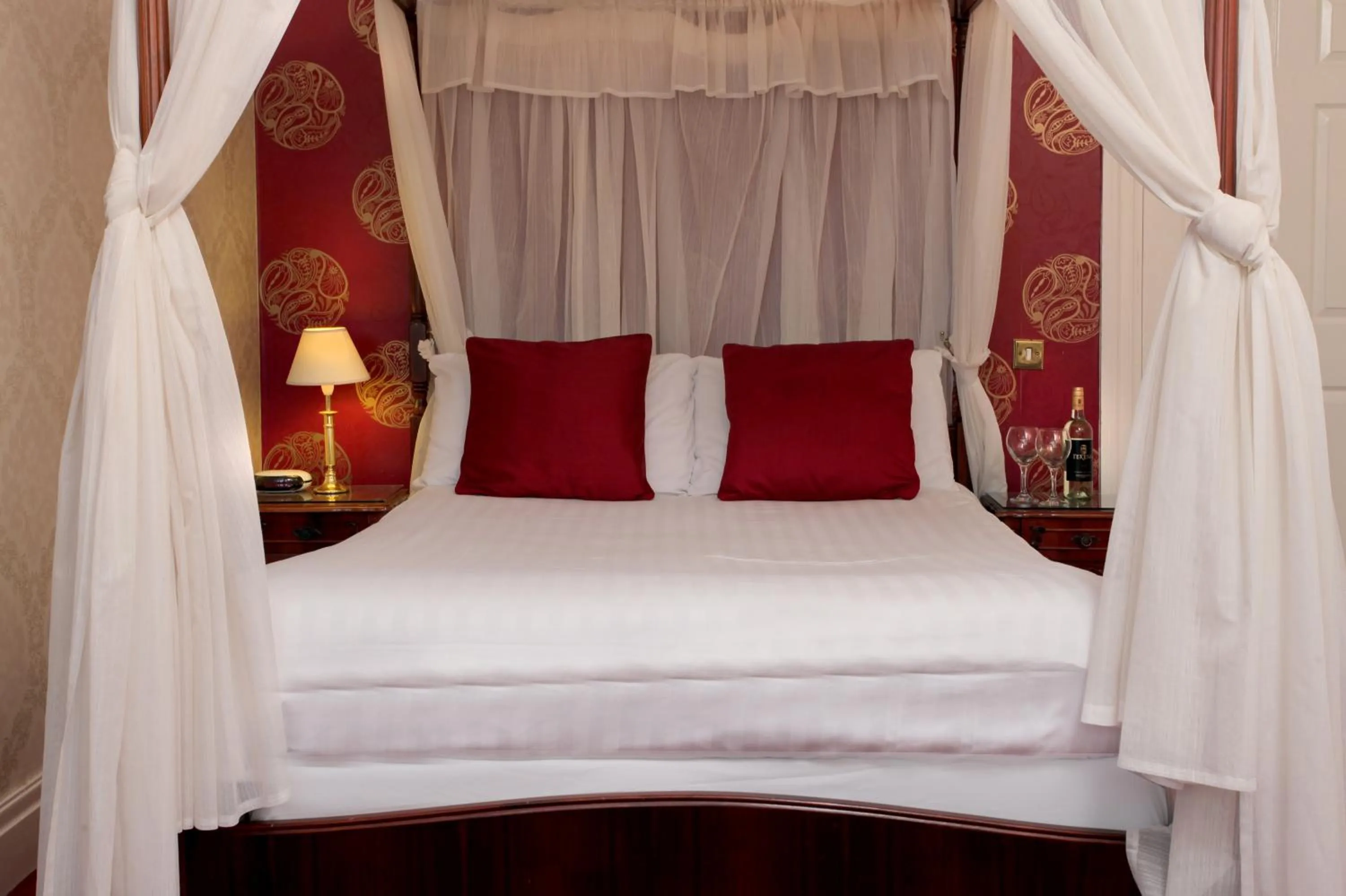 Bed in Best Western Bolholt Country Park Hotel