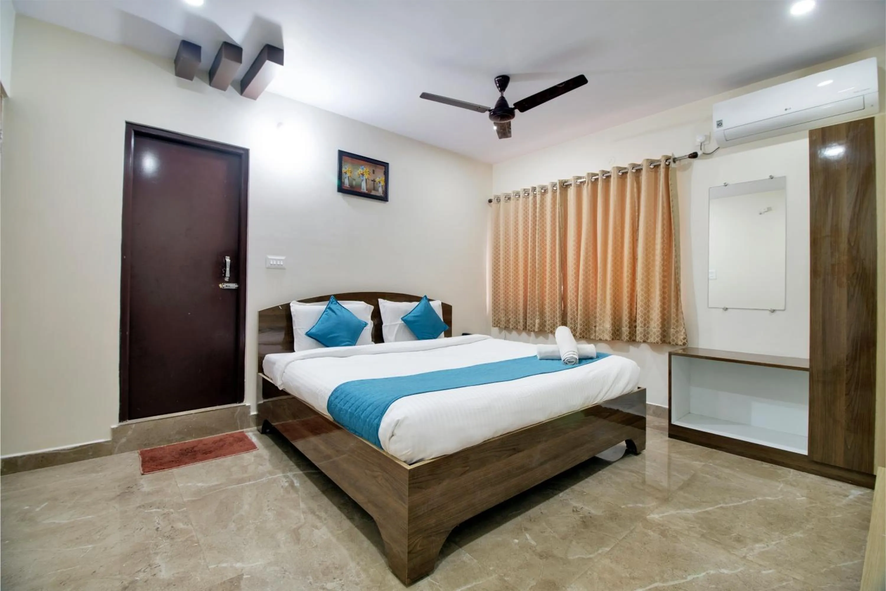 Bed in beestay Hotels MVP Colony