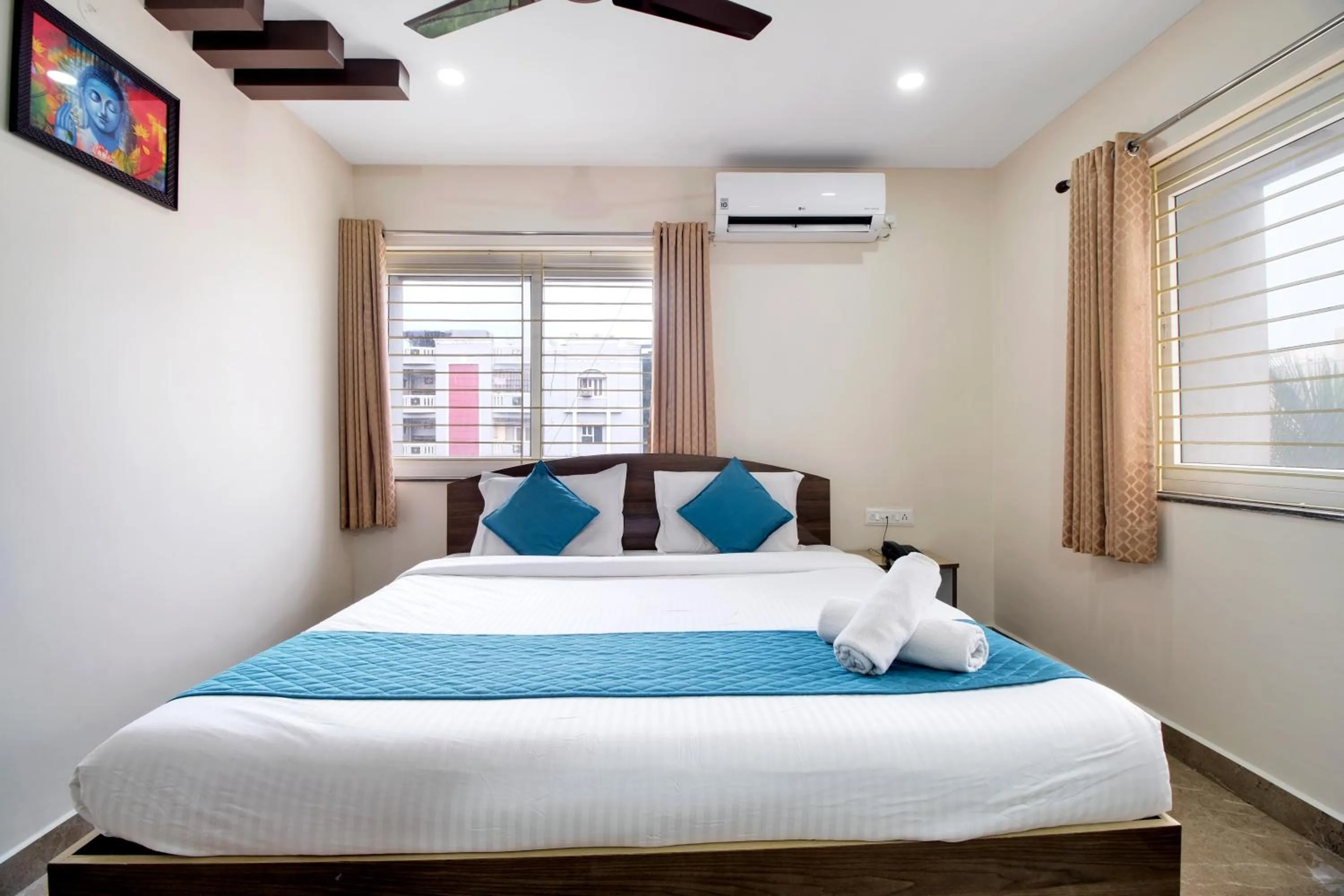 Bed in beestay Hotels MVP Colony