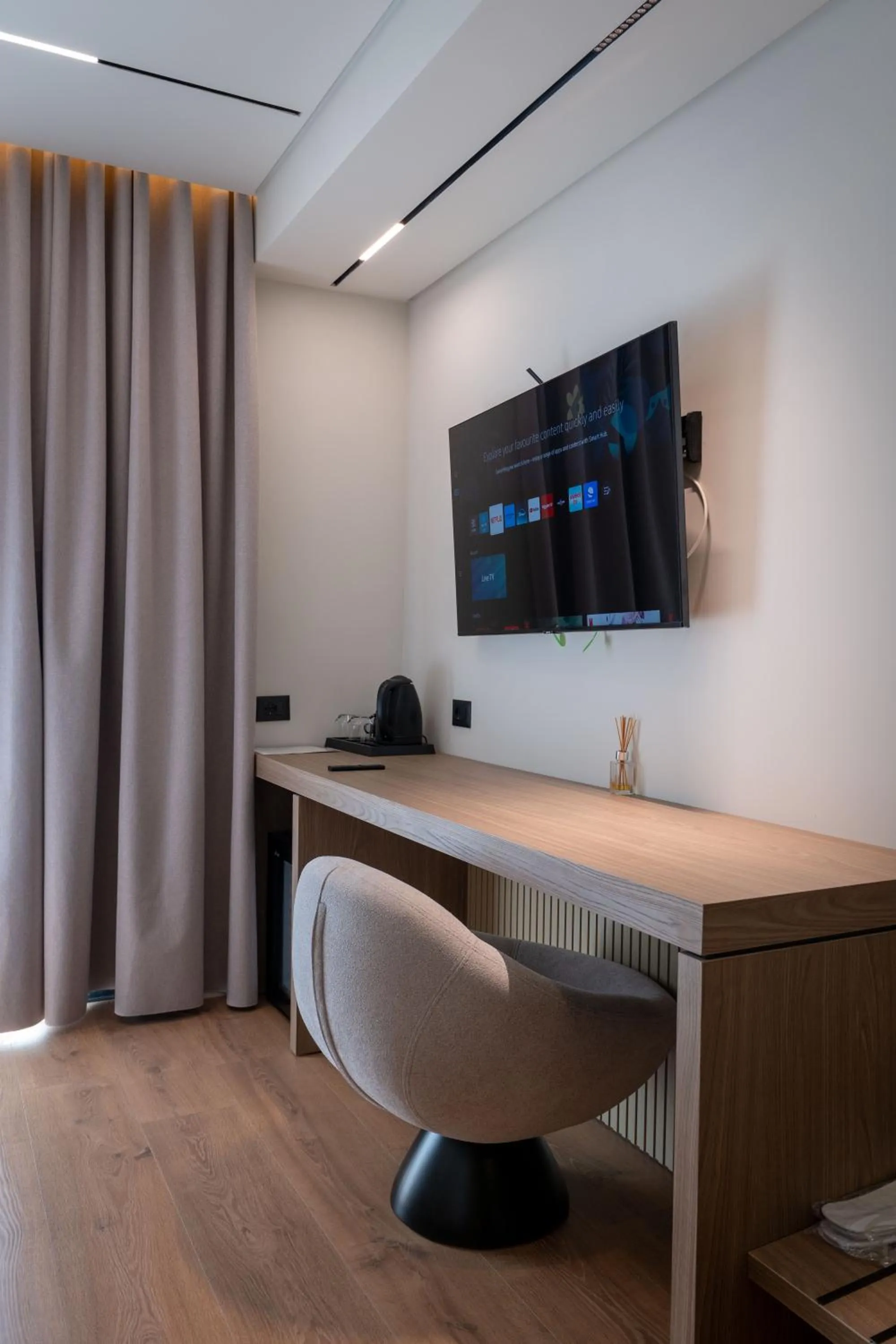 TV and multimedia in Grand Hotel Saranda