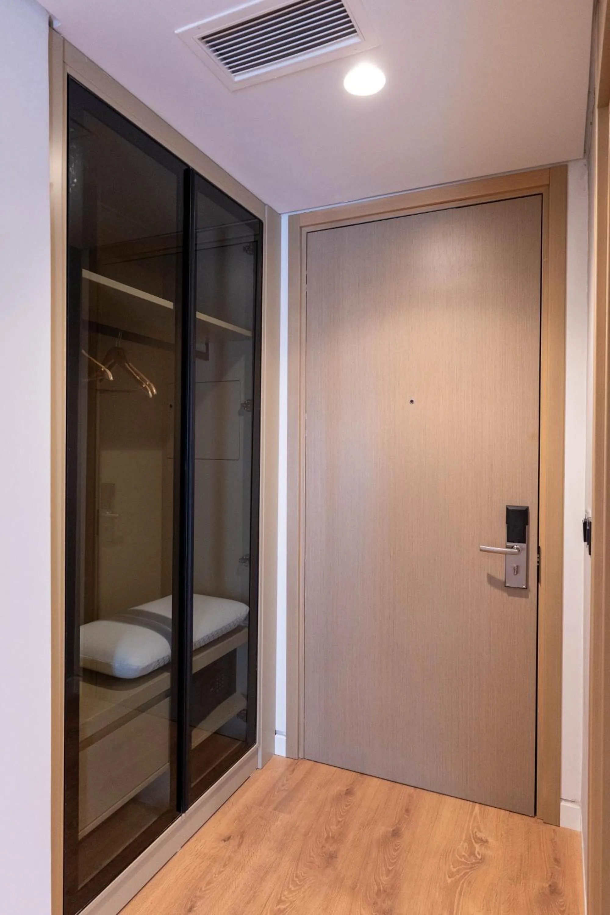 wardrobe in Grand Hotel Saranda