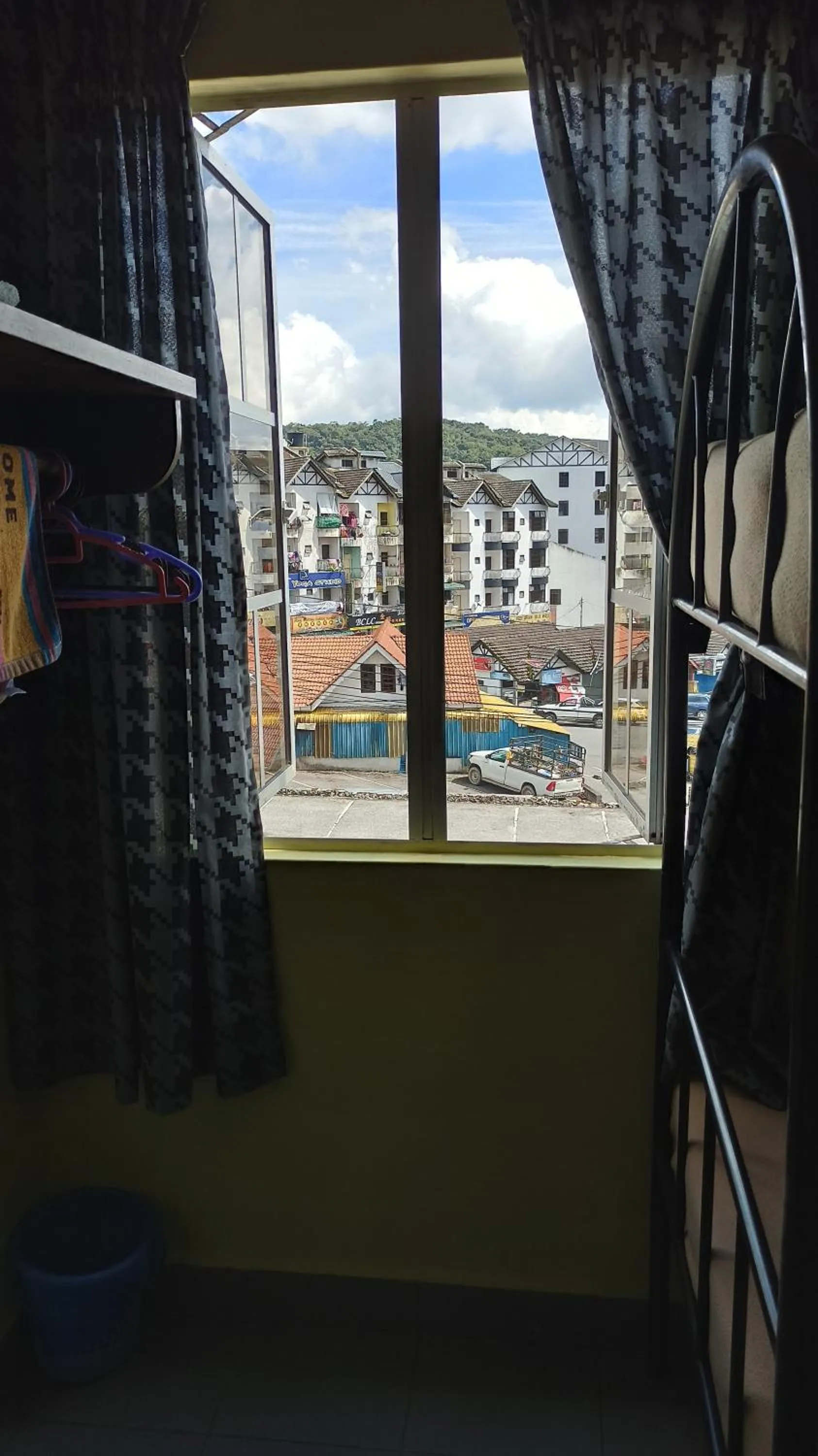 City view in Ria Cameron Hotel