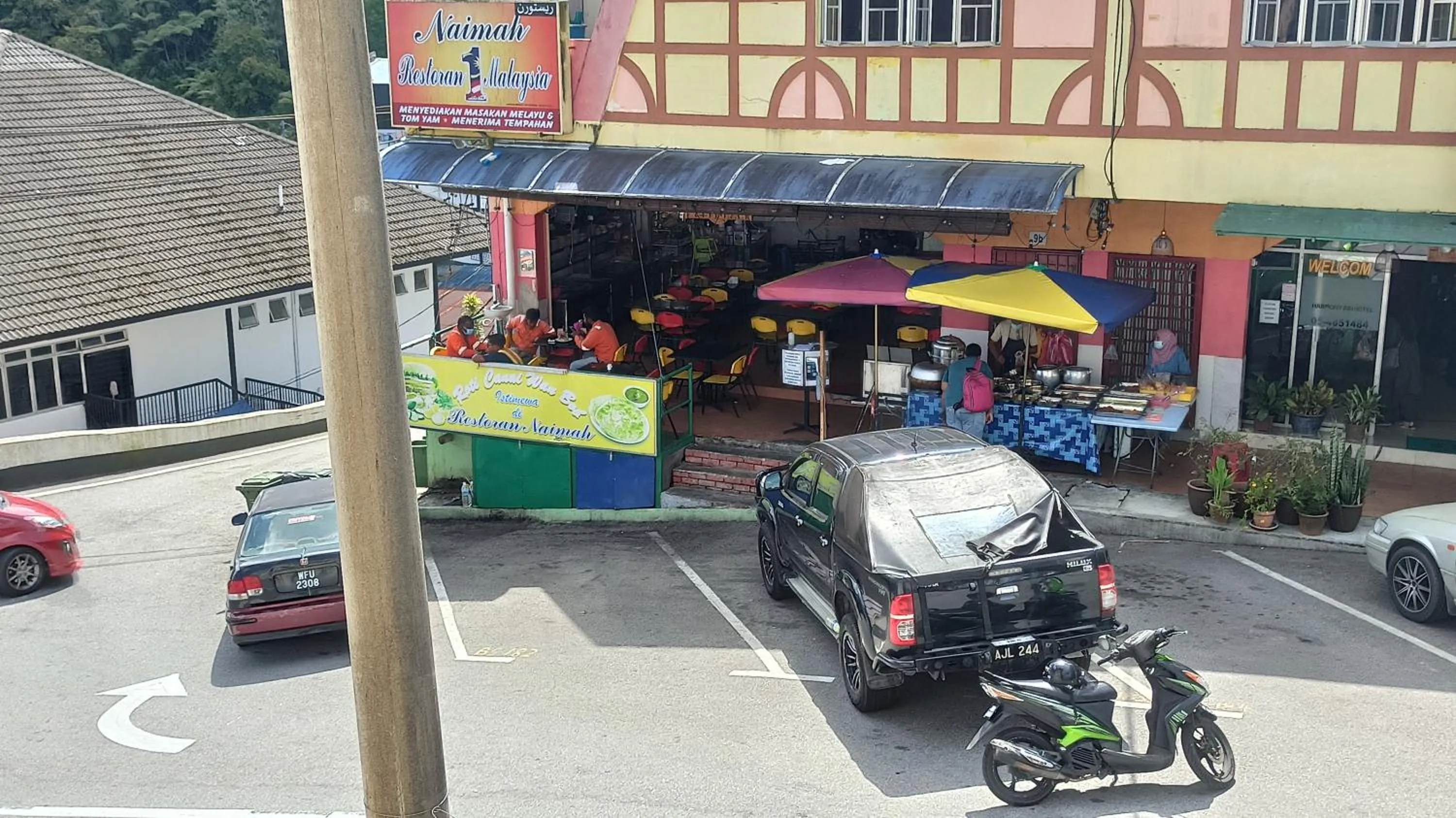 On-site shops in Ria Cameron Hotel