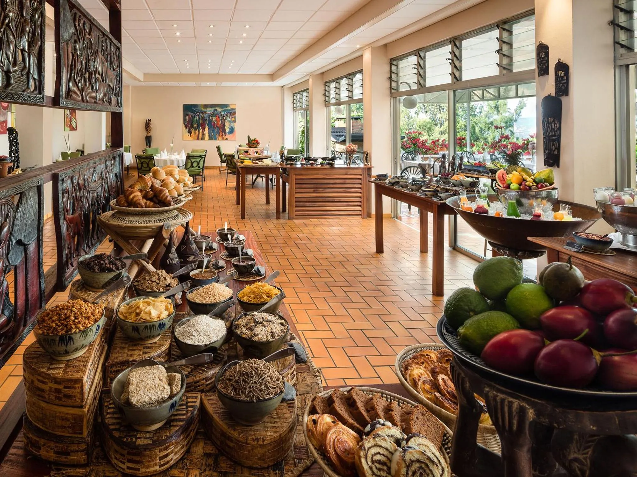 Buffet breakfast in Hotel des Mille Collines