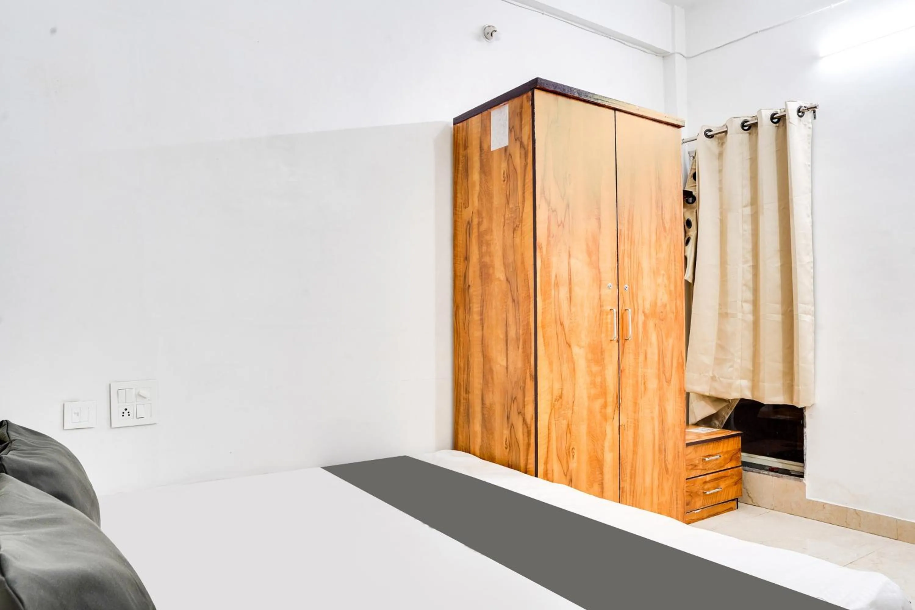 Bedroom in Hotel O Golden Pearl