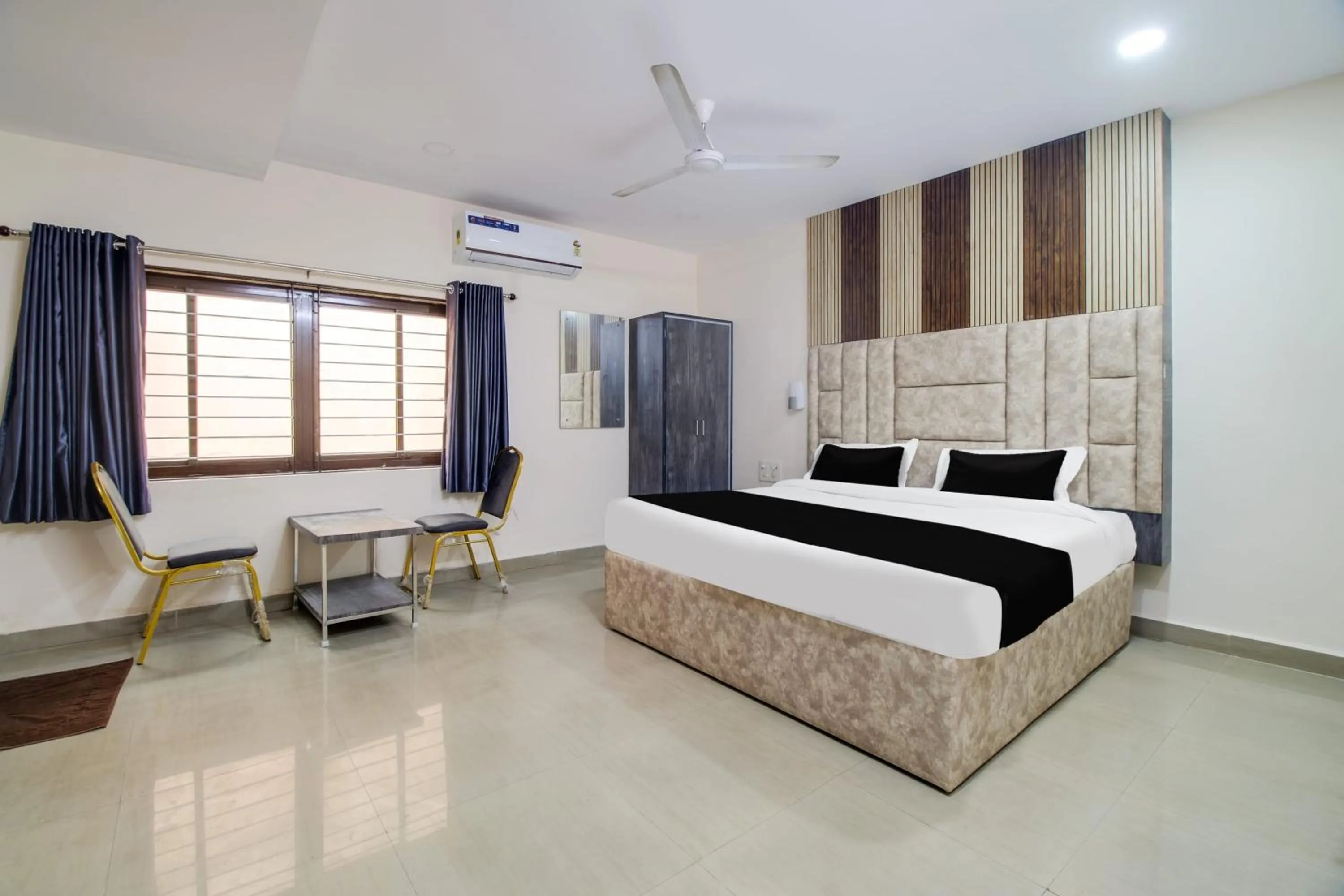 Bedroom, Bed in Hotel O Sai Capital