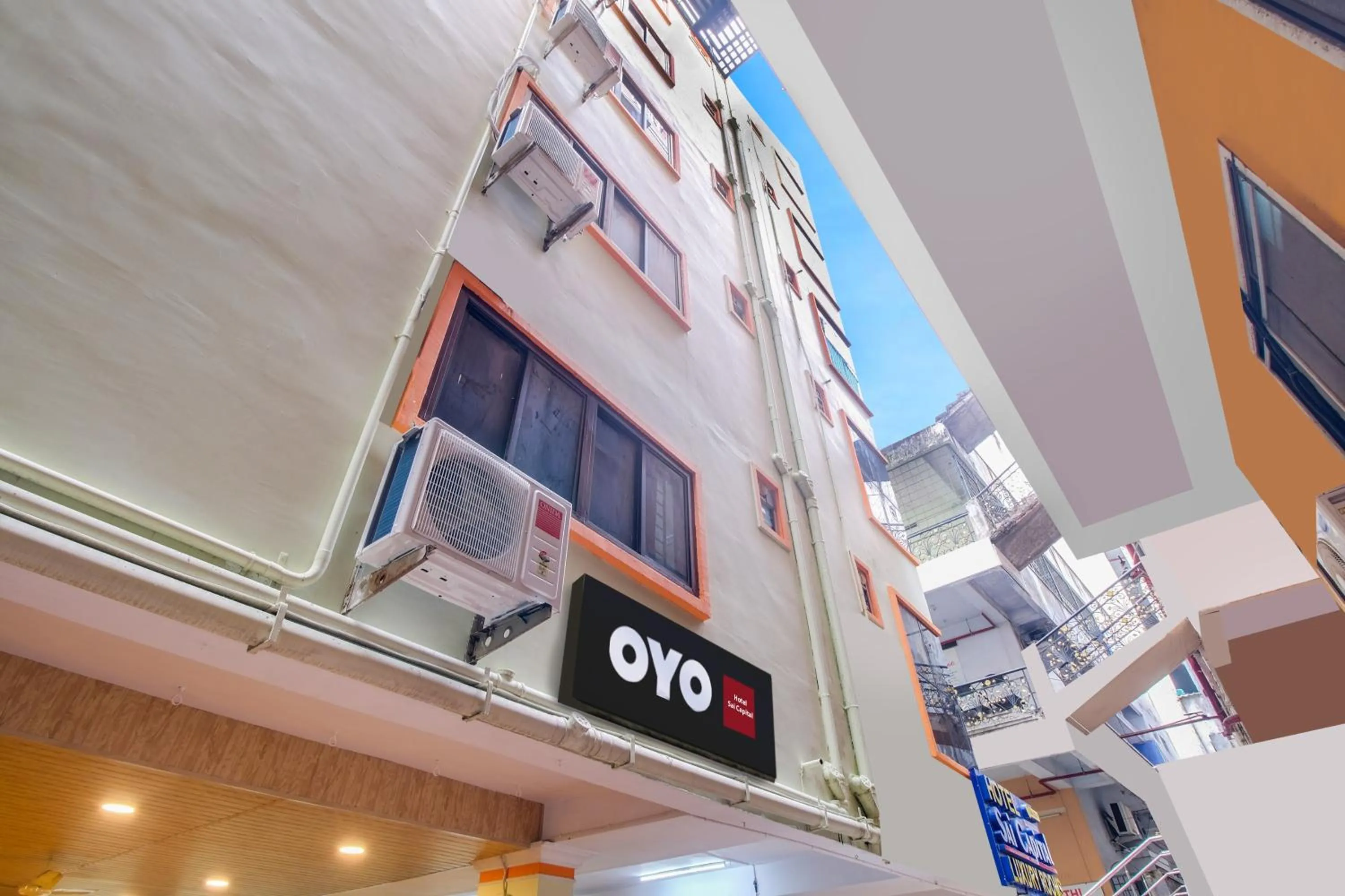 Facade/entrance in Hotel O Sai Capital