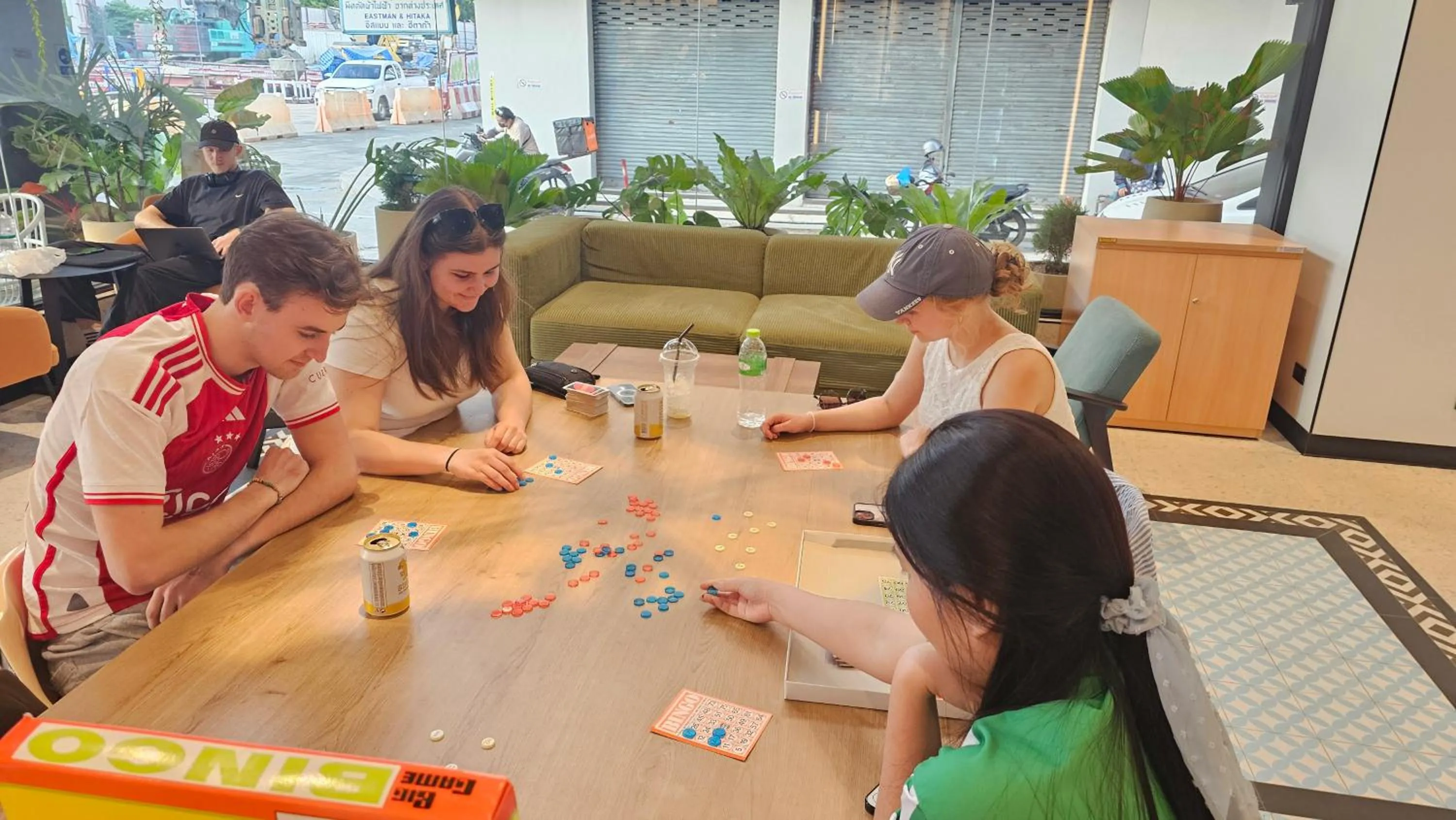 Entertainment in Lub d Bangkok Chinatown - Steps from Sam Yod MRT Station