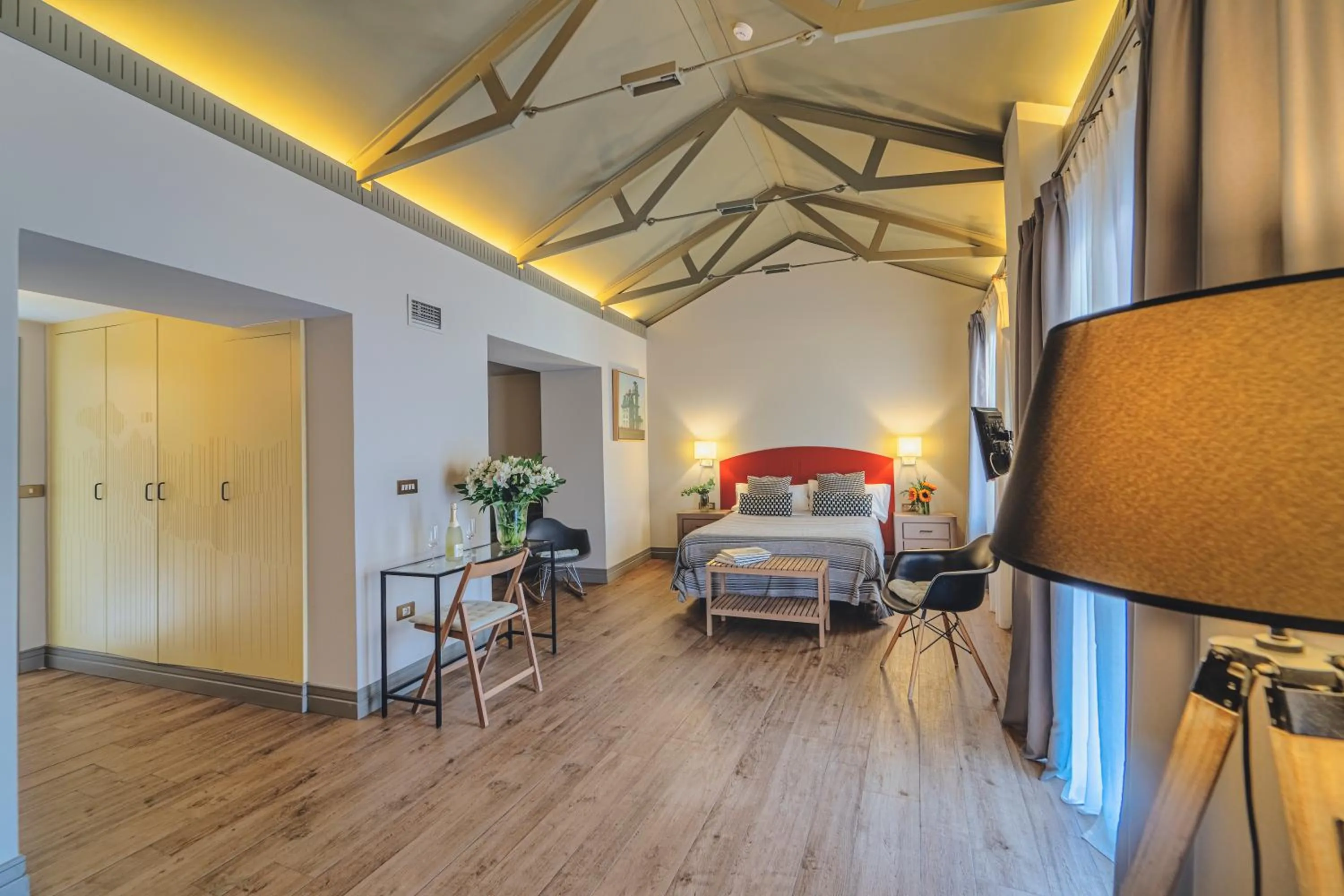 Bed in Blue Windows House Apartamentos & Suites