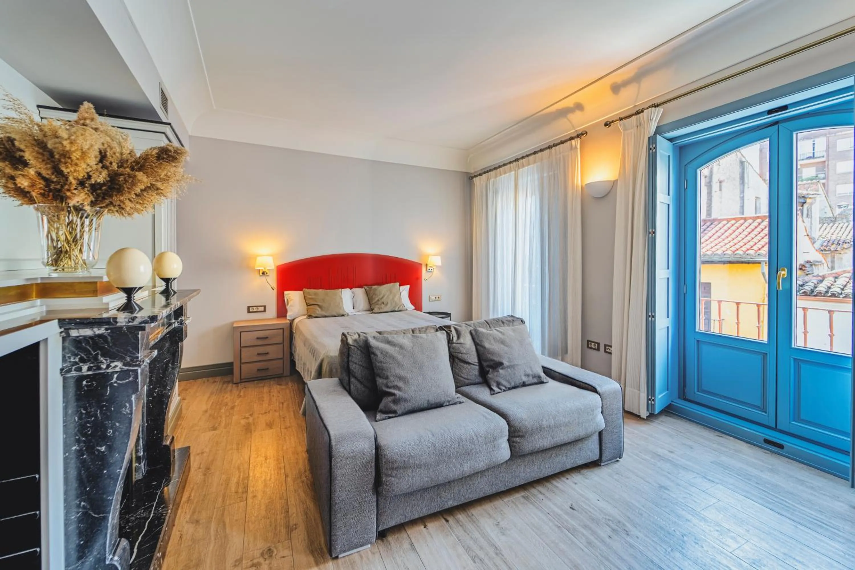 Blue Windows House Apartamentos & Suites