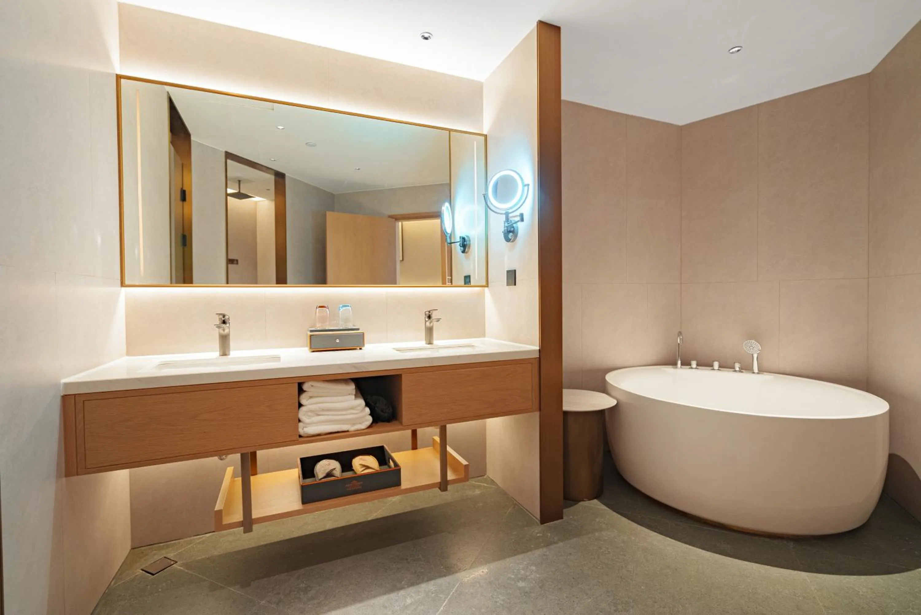 Hawthorn by Wyndham Xishuang Banna Jinghong